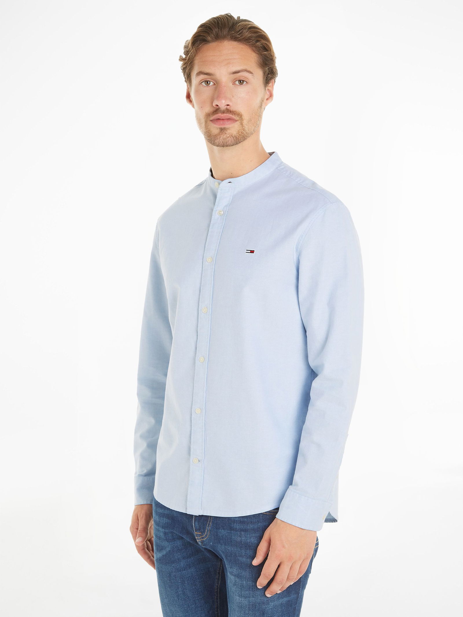 48da640e03cffb6b16d606603b72908b  |  TJM REG OXFORD MAO SHIRT, WHITE | M | moderate blue stripe