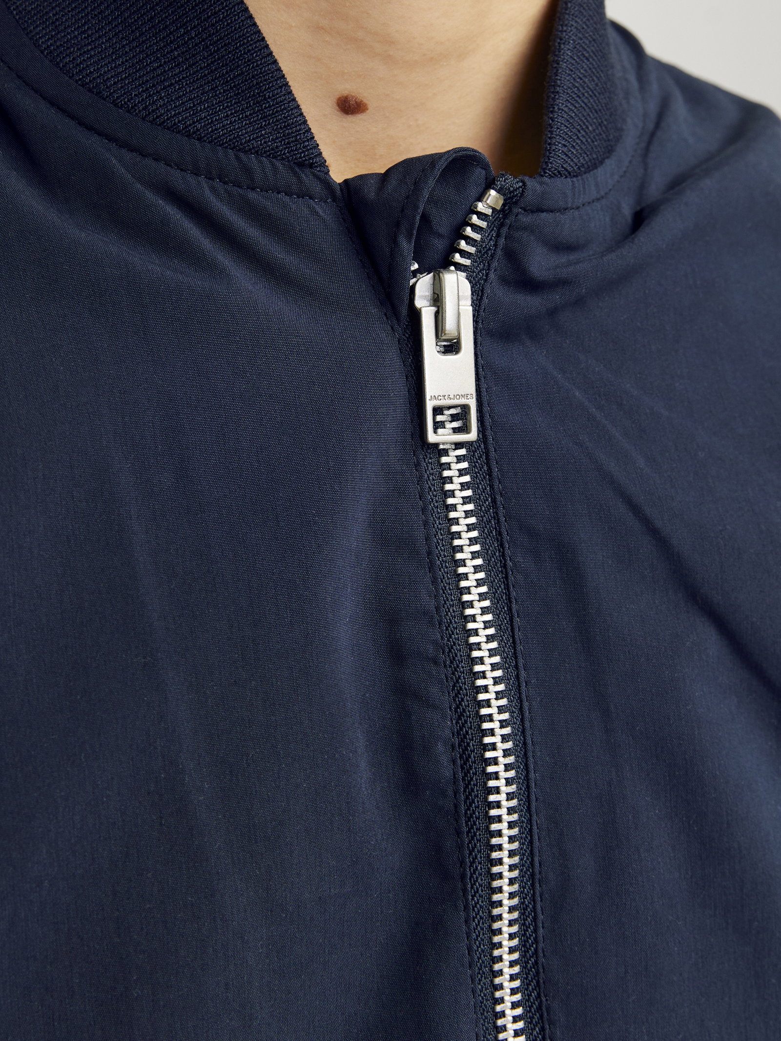 JJERUSH BOMBER NOOS JNR #8
