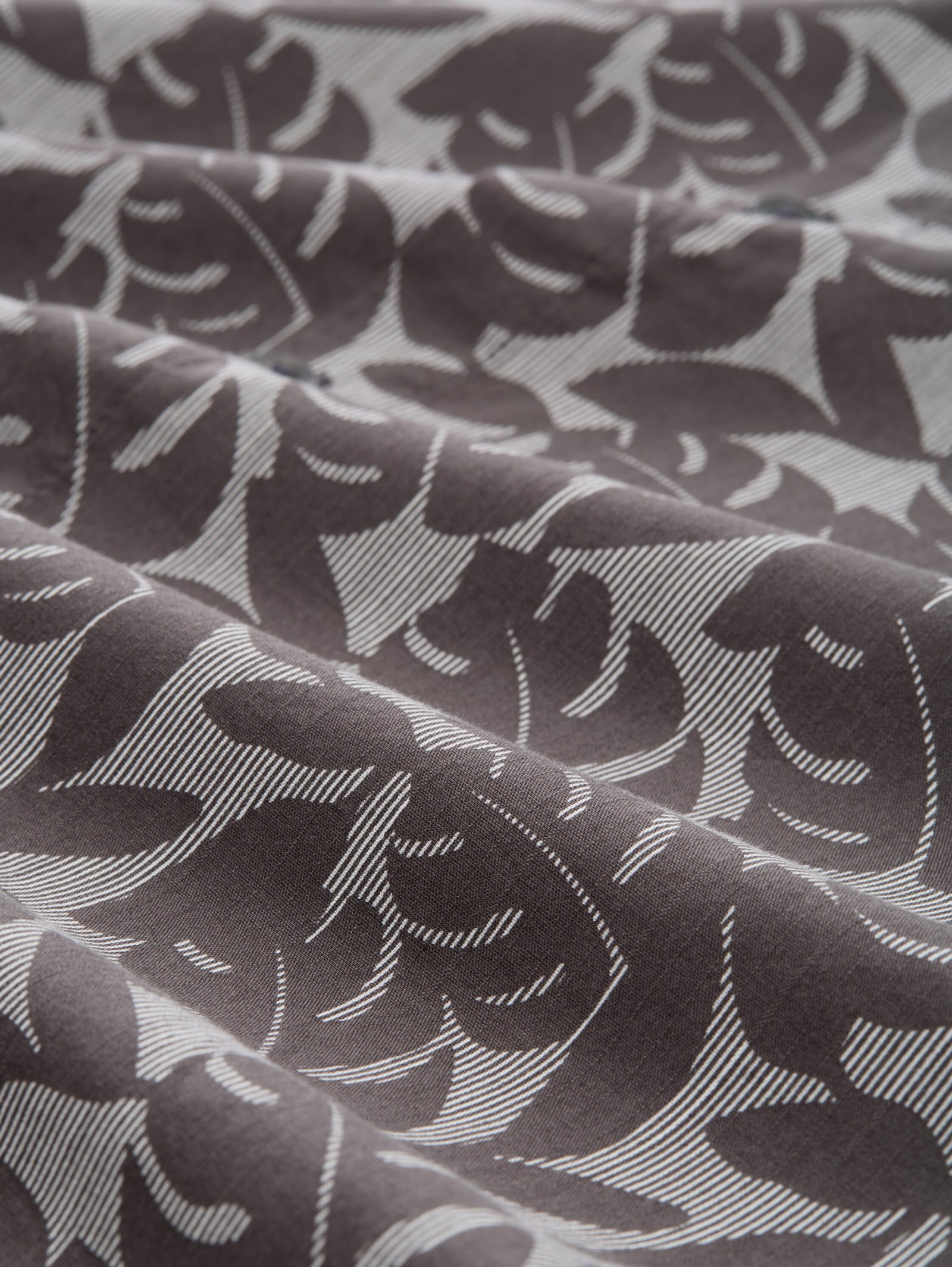 relaxed printed shirt, grey tropical leaf print #2