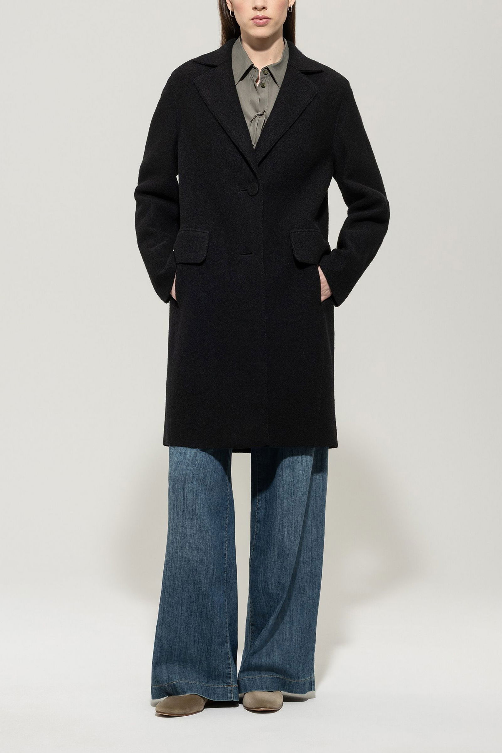 c41d77bef059dccda631a7a90924463d Luisa Cerano |  Luisa Cerano Wollmantel  | 44 | black