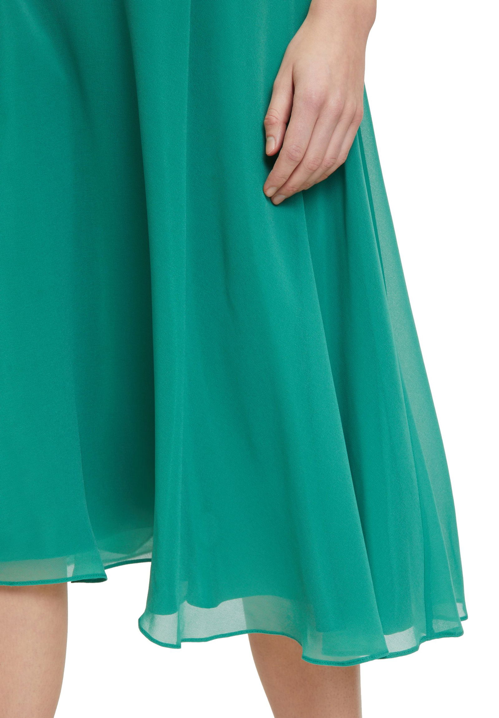 dcd62228985a5e39ff729f33ad88ab0a Vera Mont Kurzes Kleid