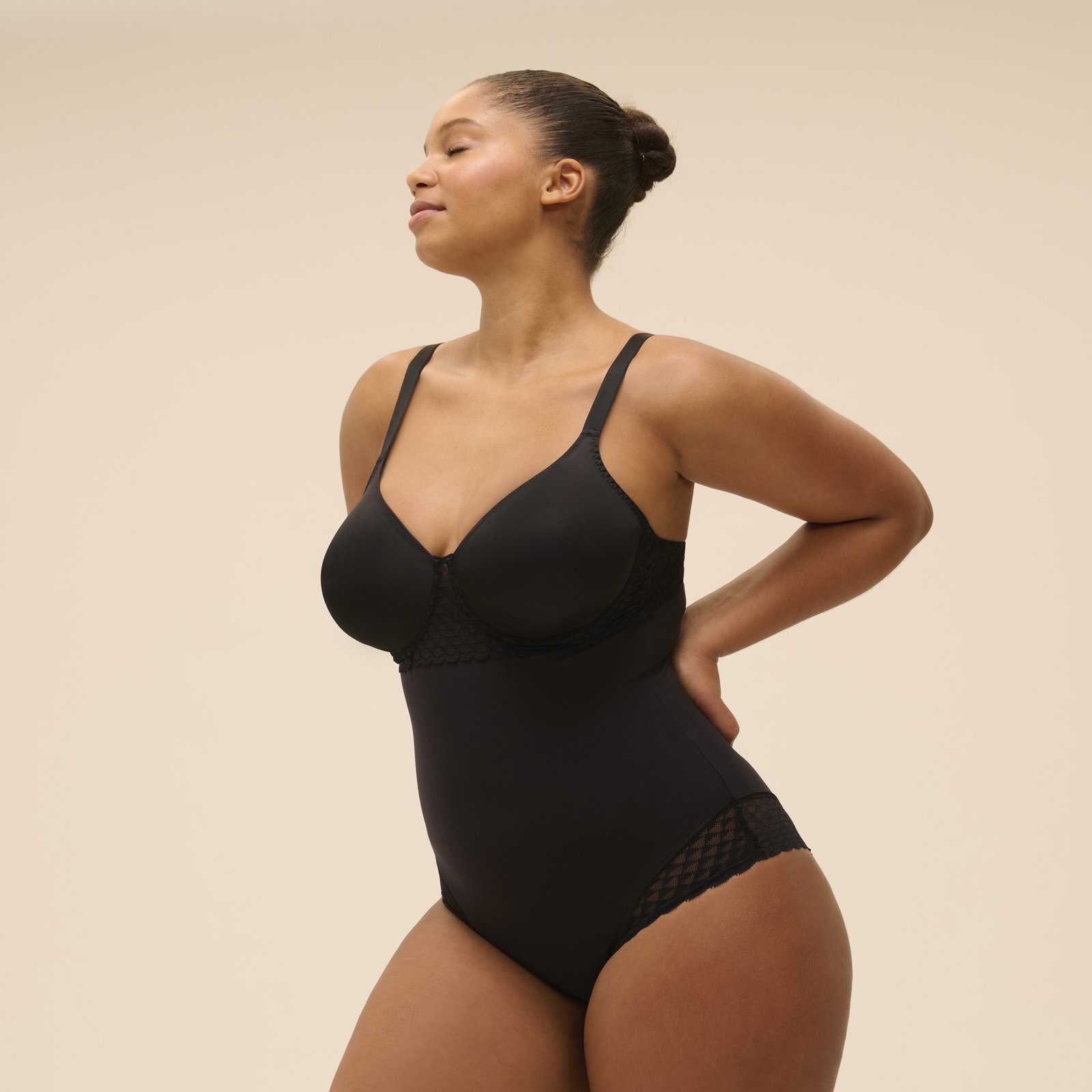 Simone Pérèle Bügel Body Substile #5