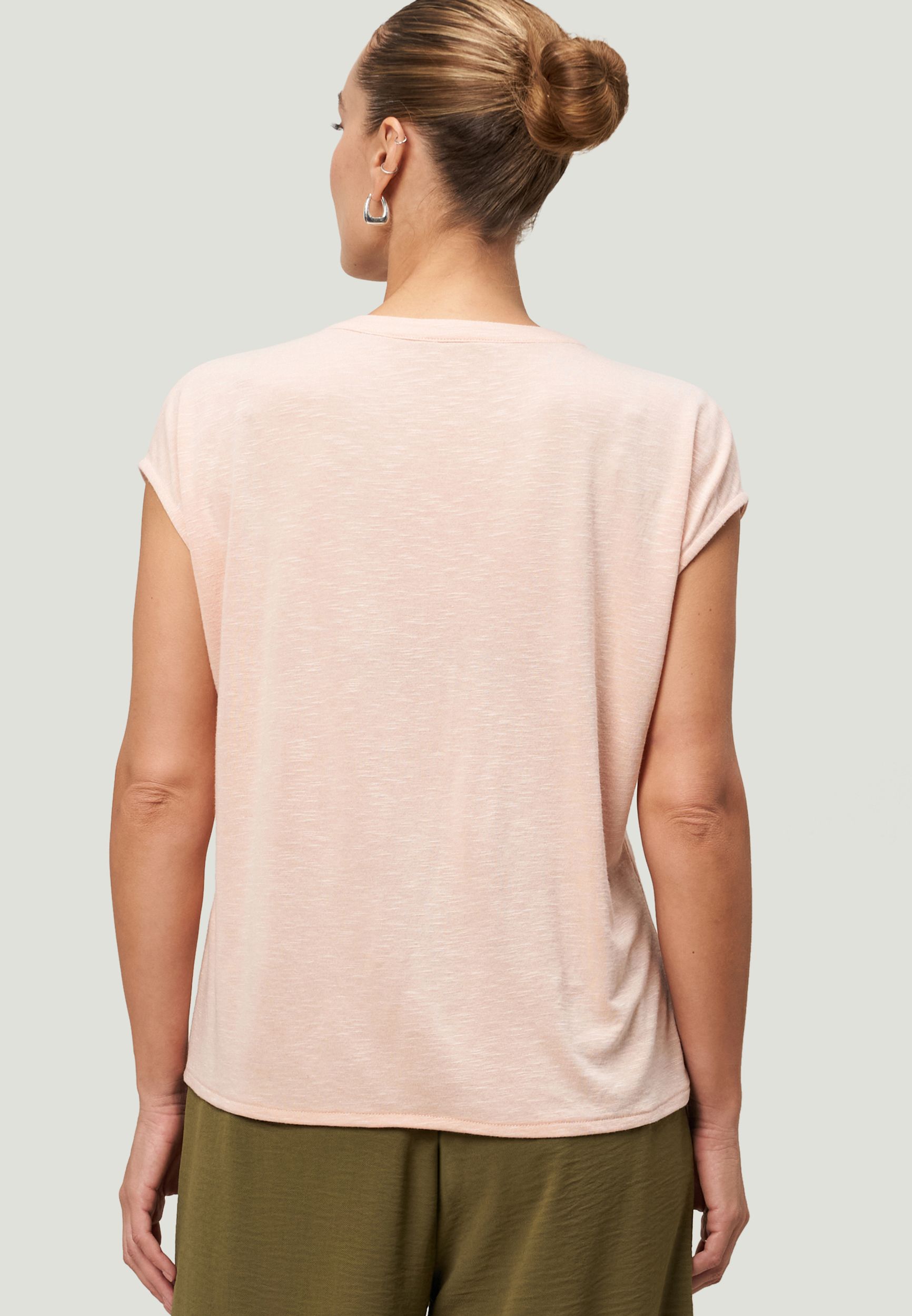 Zero |  Zero Shirt  | 42 | rose cloud
