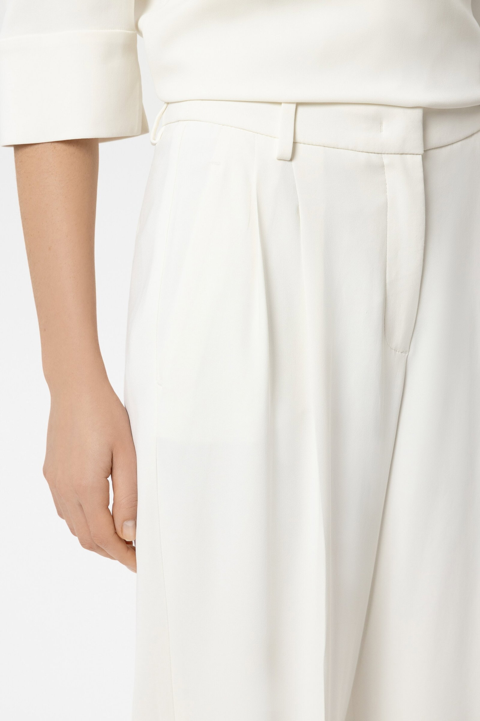 Luisa Cerano locker fließende Stoffhose in Tapered-Passform #5