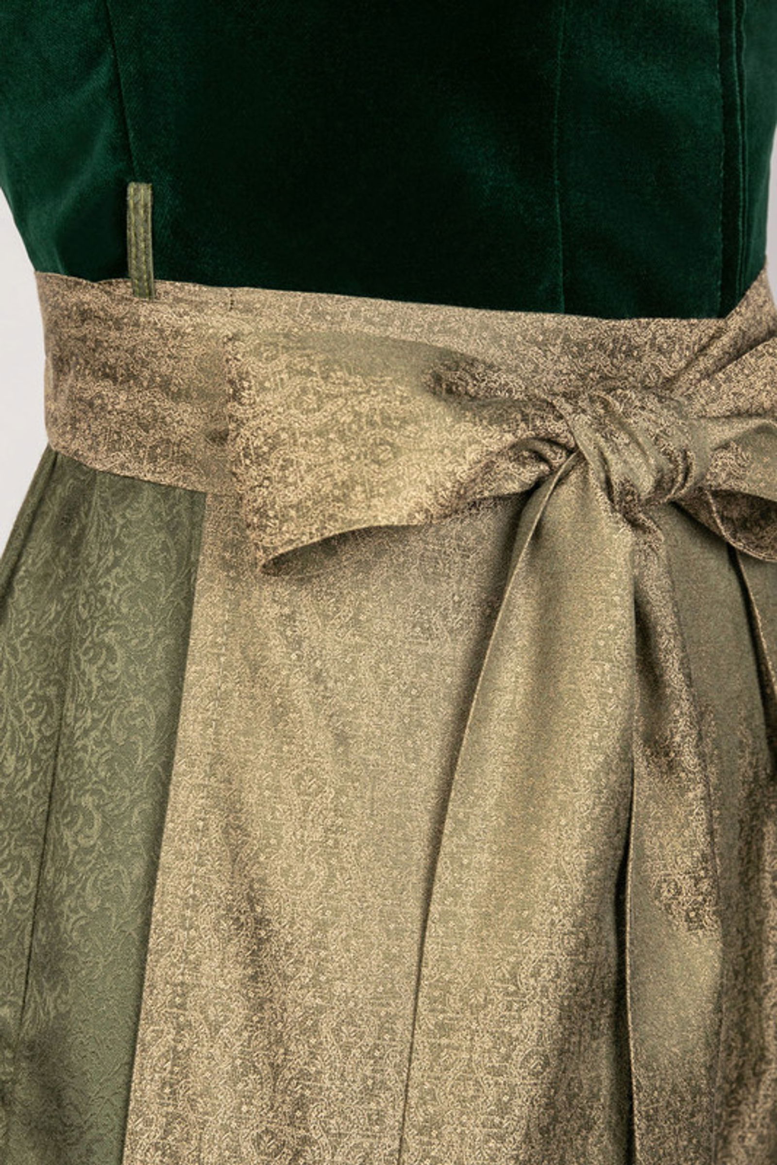 Edelnice |  Edelnice Dirndl "Livia" | 48 | Samt Grün