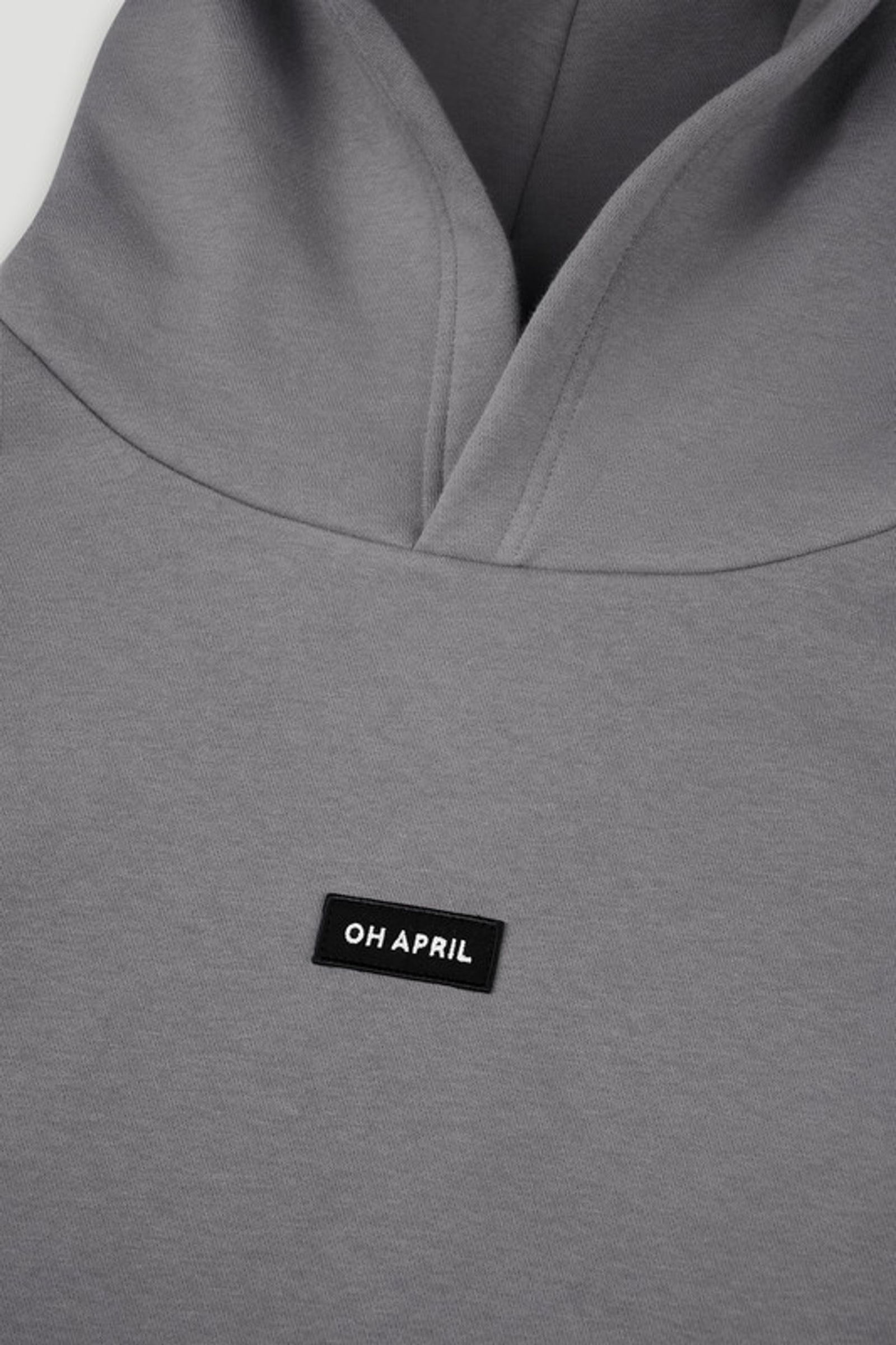 b8ad32aff4c26a276d1ea6b9618a6b3f Oh April | Oh April Sweatshirt | M