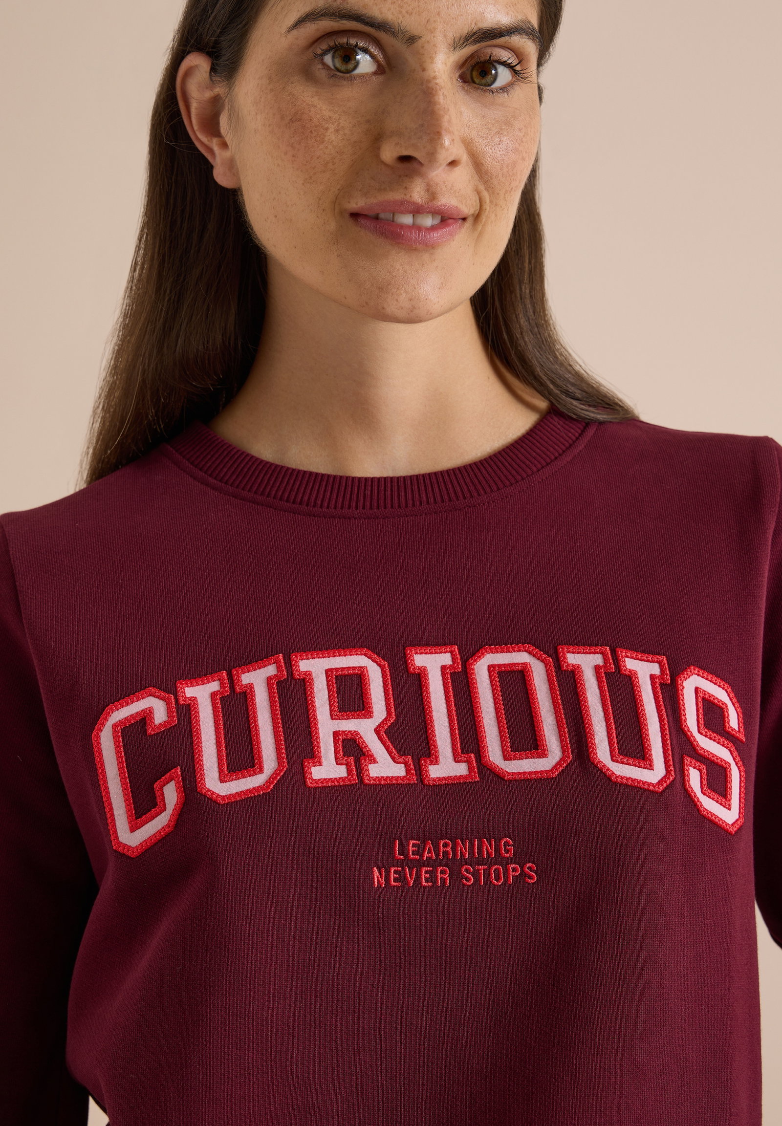 TOS Sweatshirt with Embroidery, red wine #7