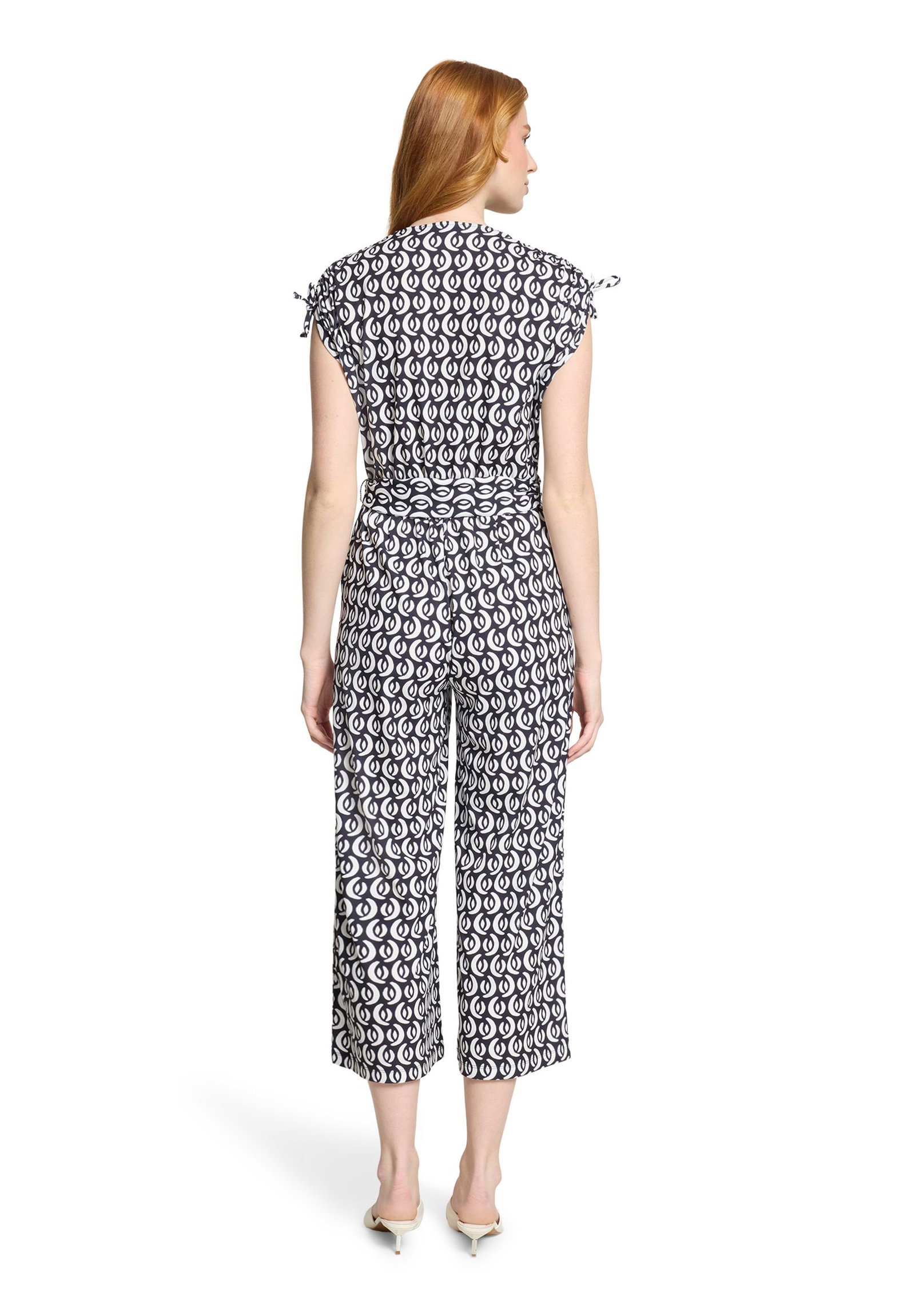 Betty Barclay |  Betty Barclay Jumpsuit  | 38 | dunkelblau/weiß