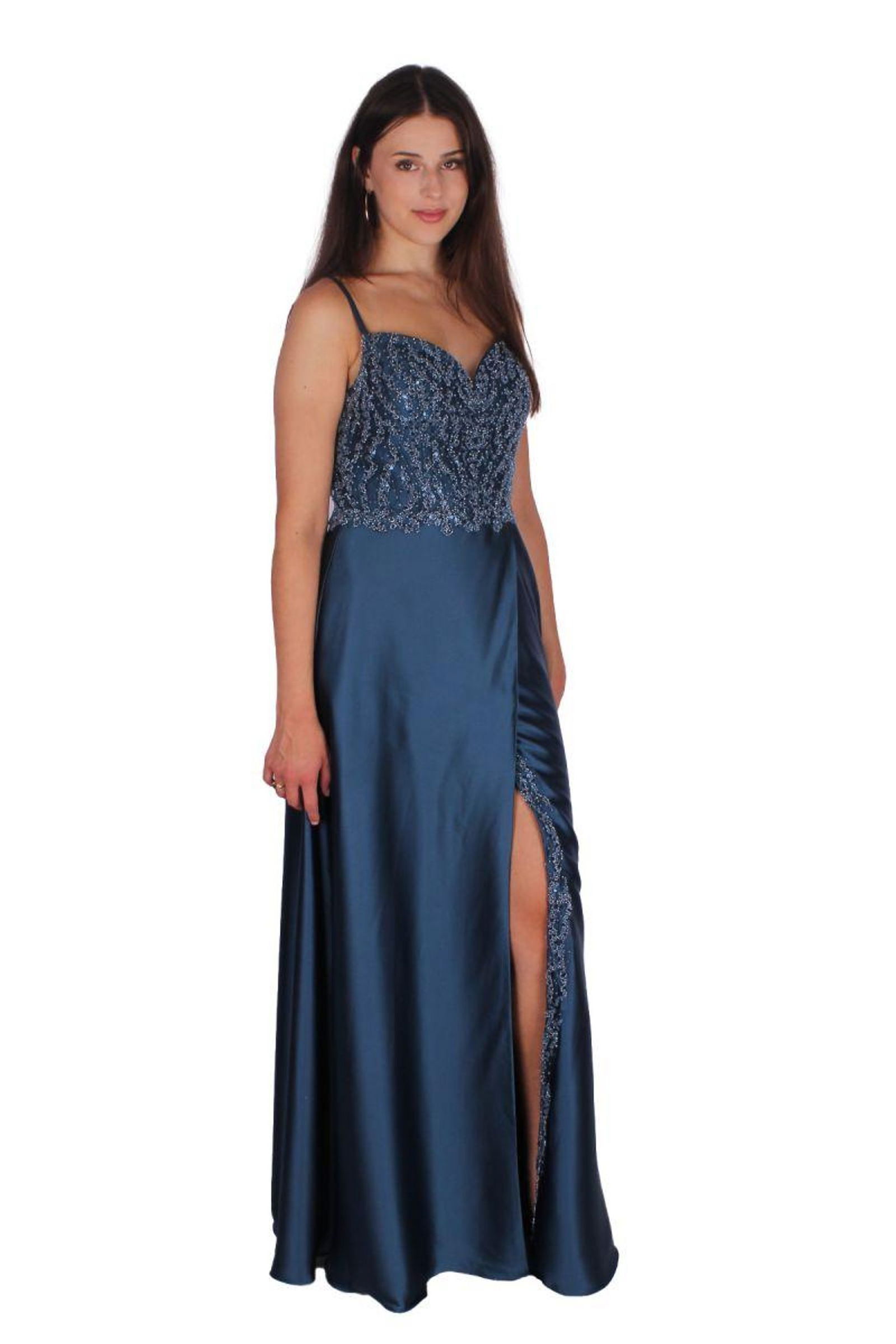 acddfd80447238ff344ea7c9e2355df6 Laona Langes Kleid