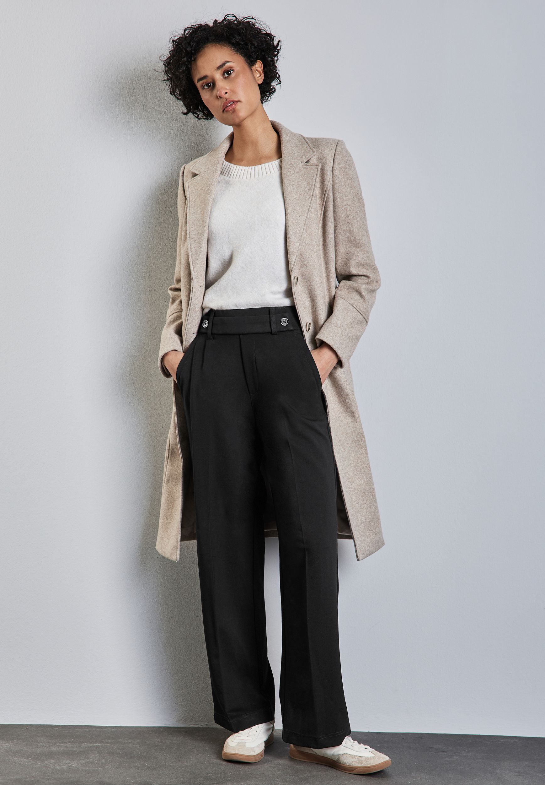  |  Straight Leg Hose | 42/30 | black