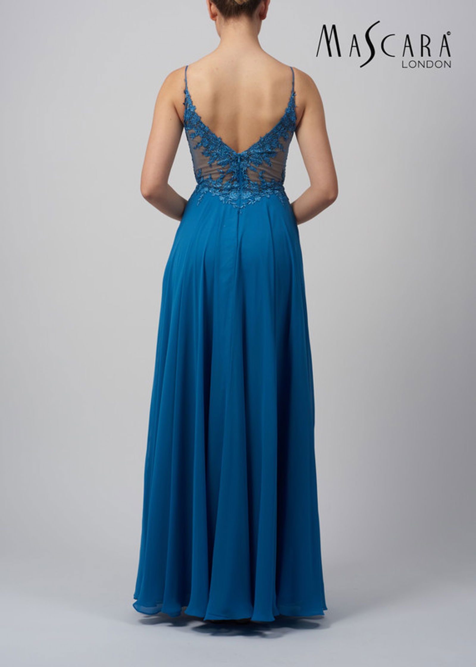 Mascara London |  Mascara London Langes Kleid  | 34 | Hellblau