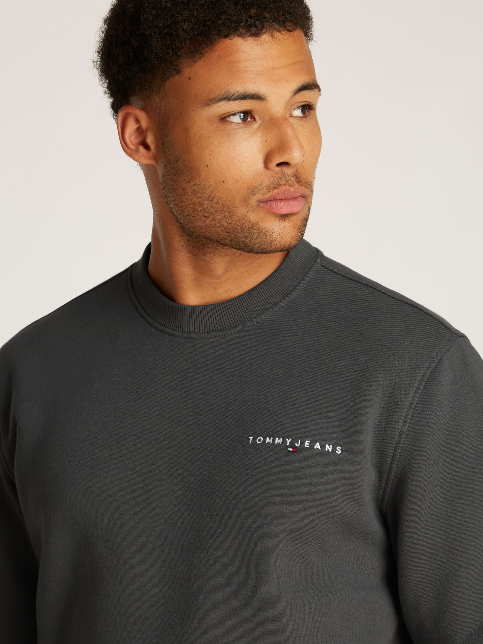 Tommy Jeans |  Tommy Jeans Sweatshirt  | M | washed black