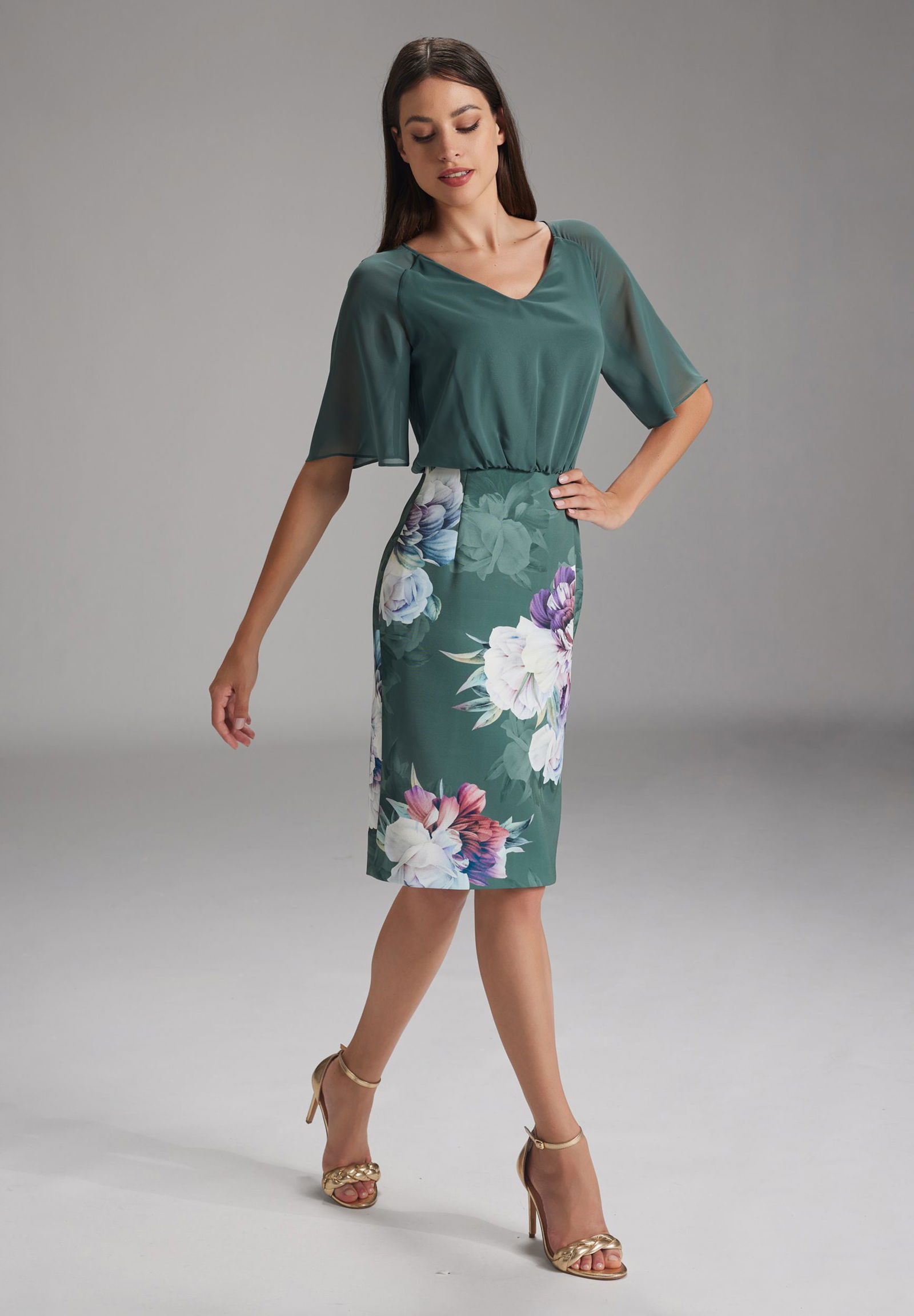 1b194e2e82d6886f68ec742b9d61a57d SWING Kurzes Kleid