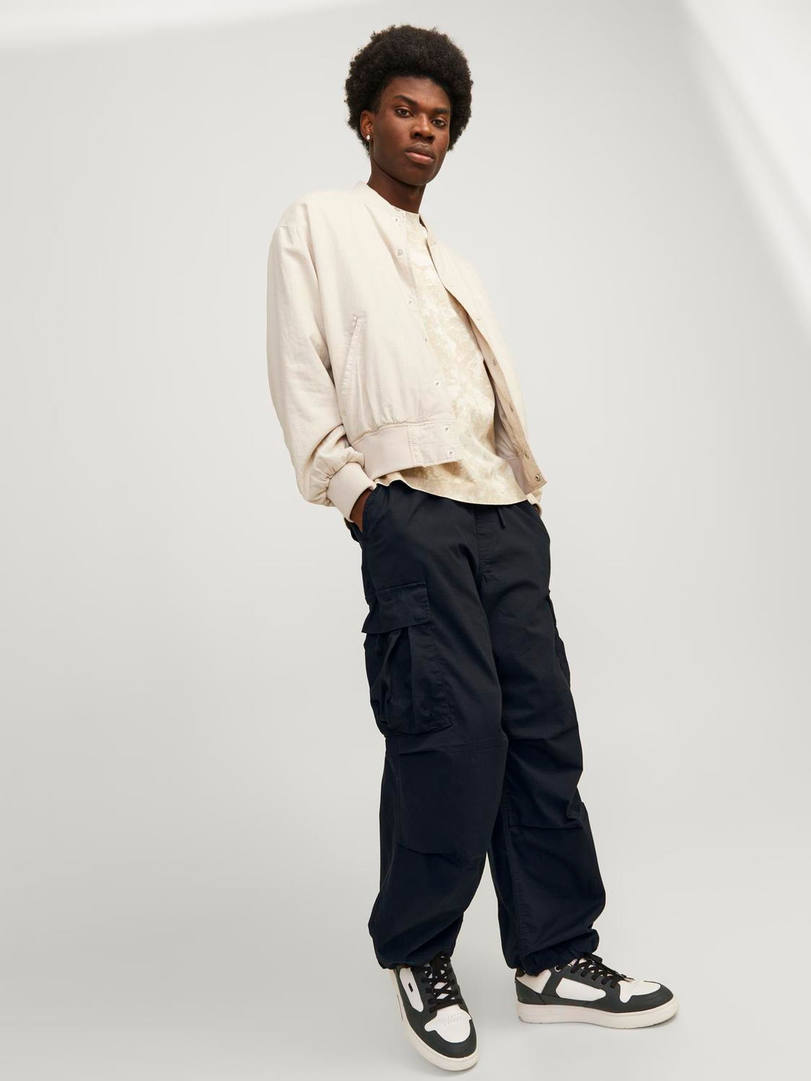 9b3f785881fee973570f3e0452eb8822 Jack&Jones Cargohose "zayn"