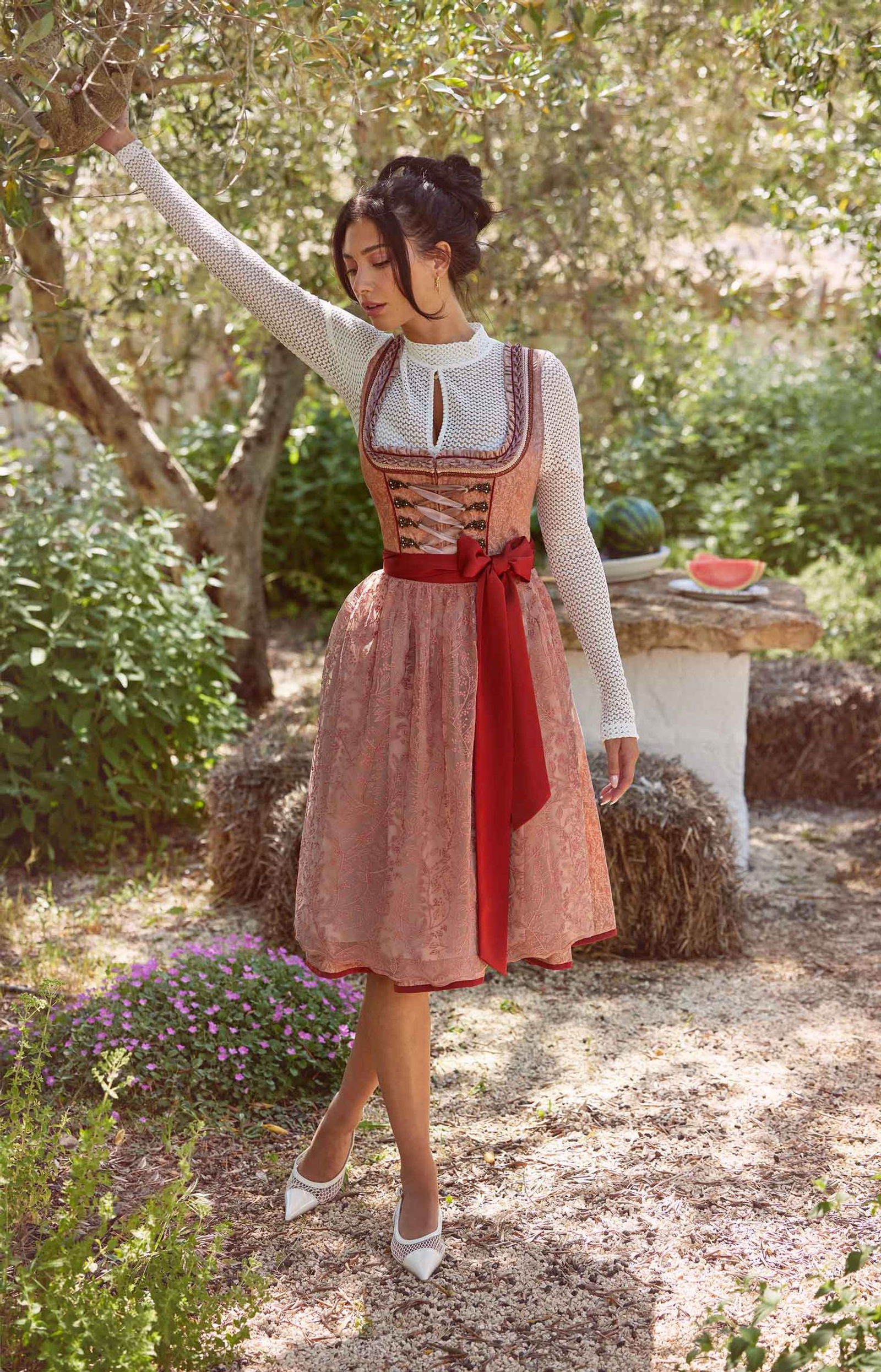 3fc15ee5dc8edc61ba51b3ee36b91e6a Krüger |  Krüger Dirndl  | 36