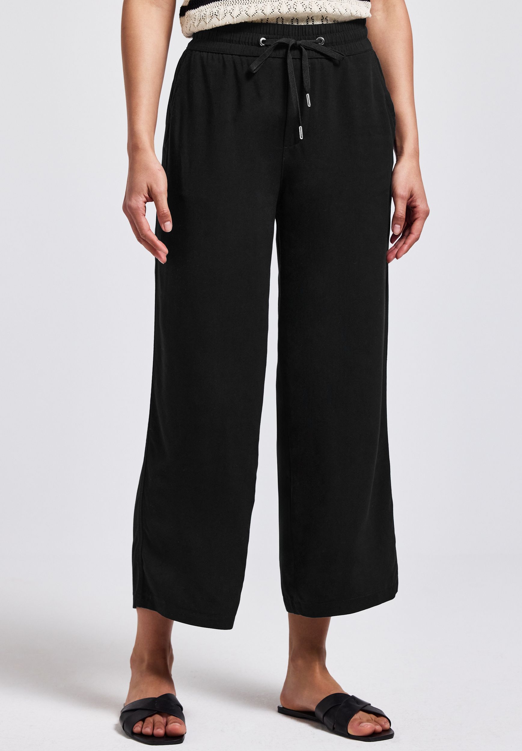  |  Wide Leg Hose | 44/26 | black