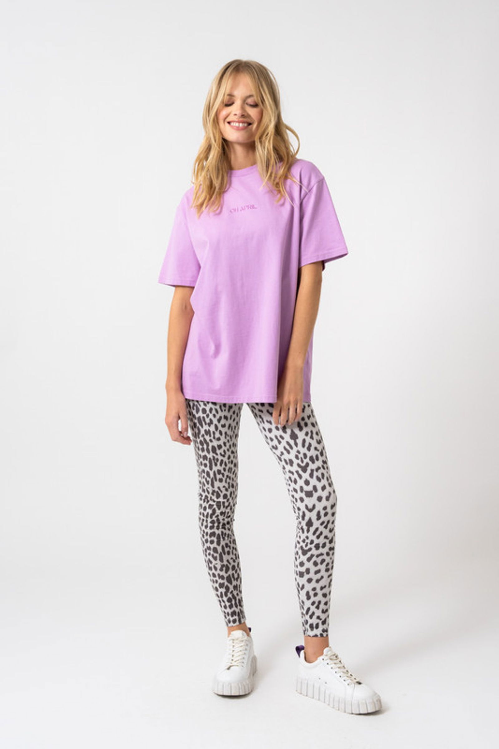 d1babb3864bcb224bf1aced8ca5d70c3 Oh April |  T Shirt | XL | lilac