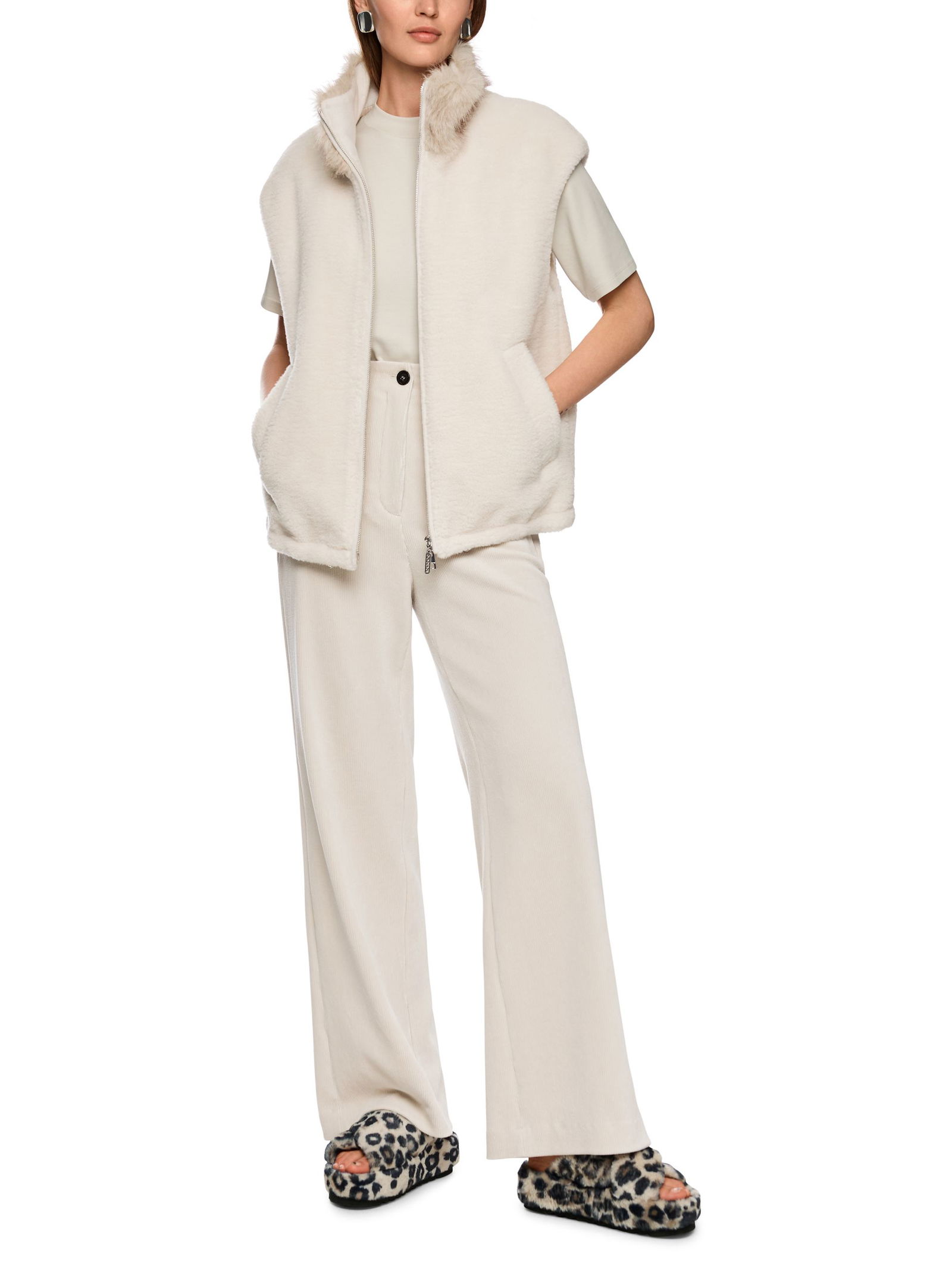 0e233cbdd0c4ecd117c4f9c98bac61ef Marc Cain Collections | Marc Cain Collections Weste | 38 | smoke