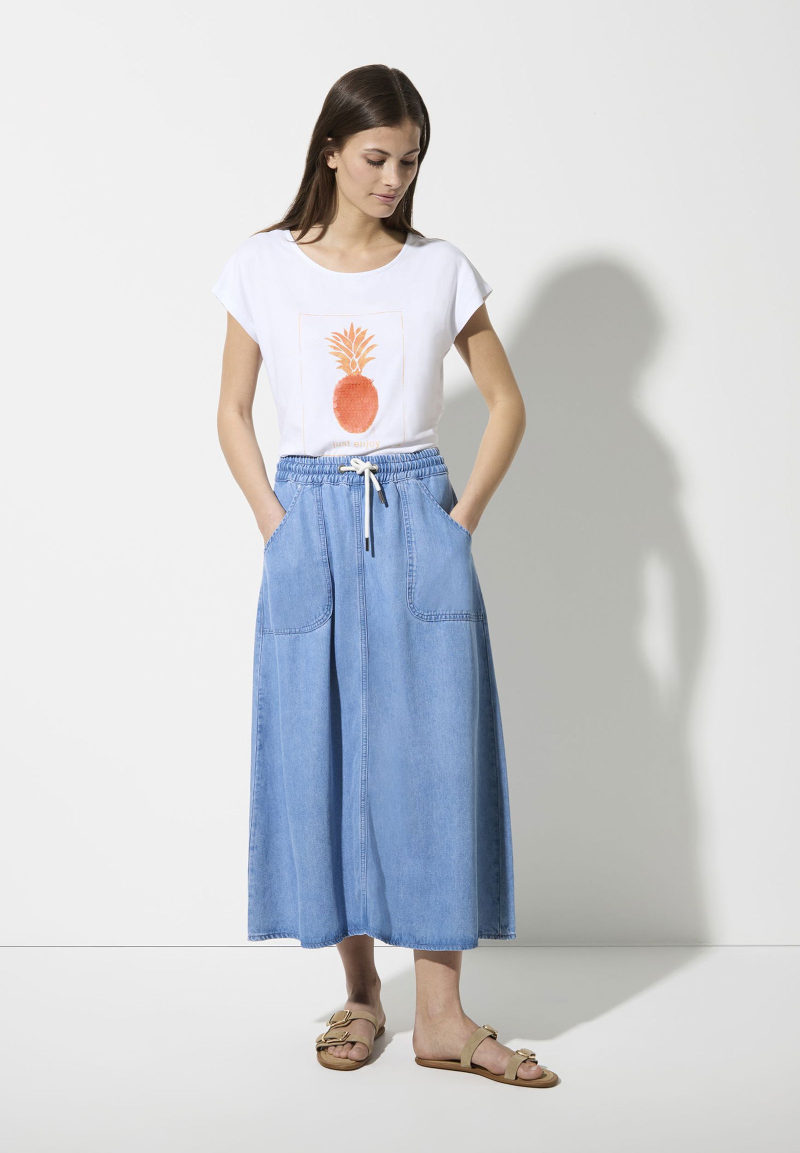 66b901ad87fb0b773d725808d63d7a82 More & More | More & More Shirt | 38 | weiss