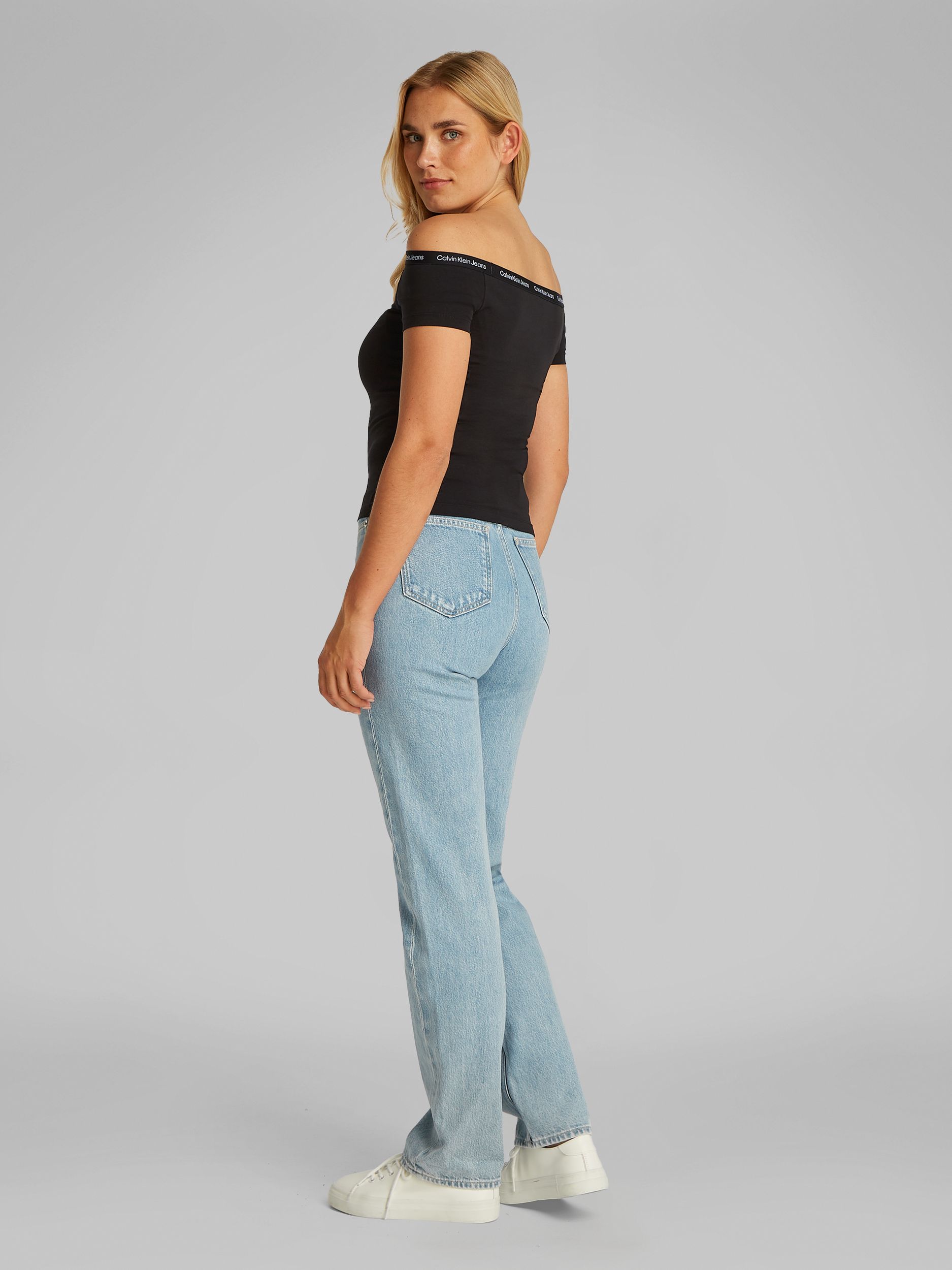 Calvin Klein Jeans |  Calvin Klein Jeans Pullover  | M | ck black