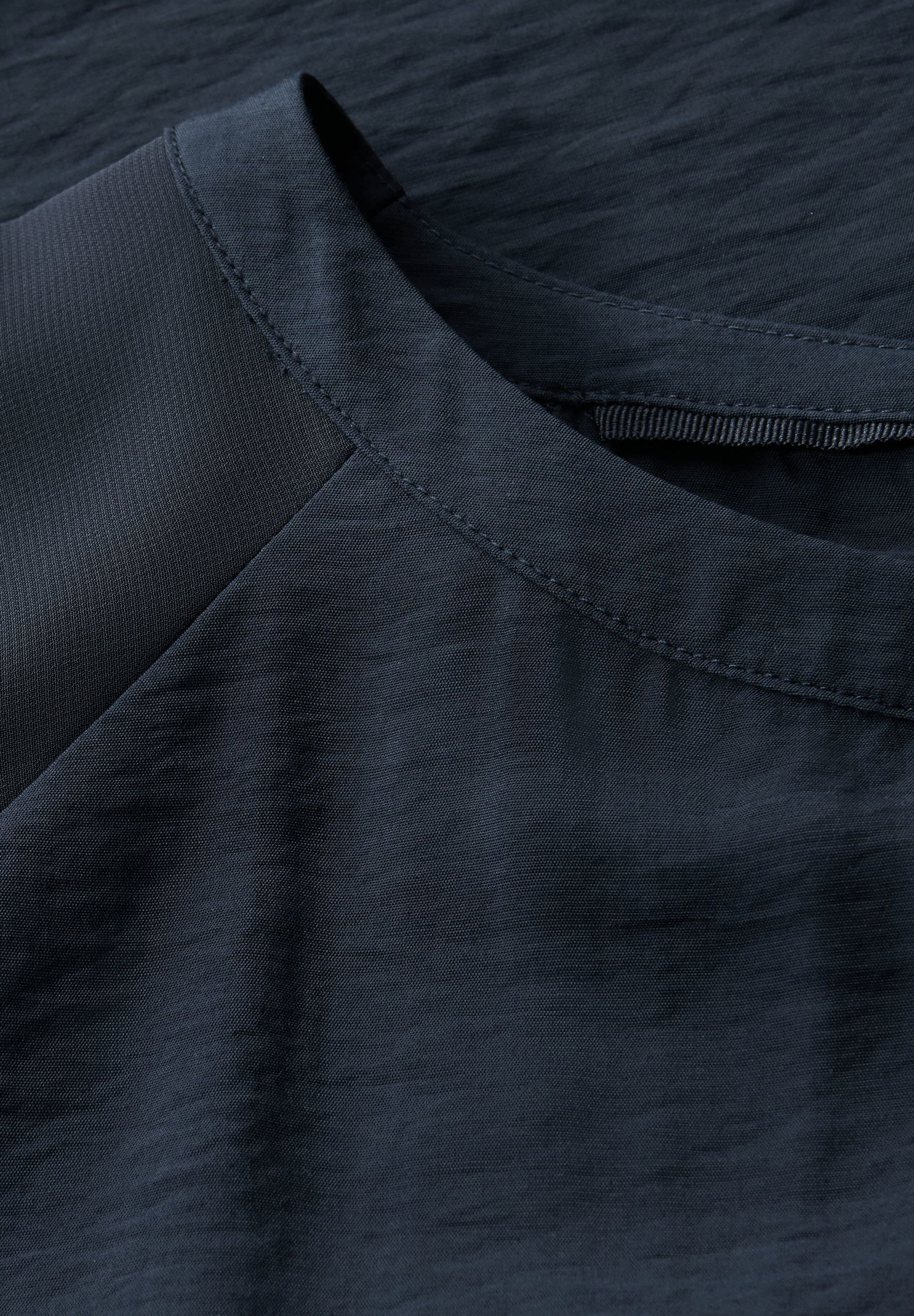 dbfe1d7b58338d3d0238dbed9ed6a4b6 | Blusenshirt mit Meshdetail | 42