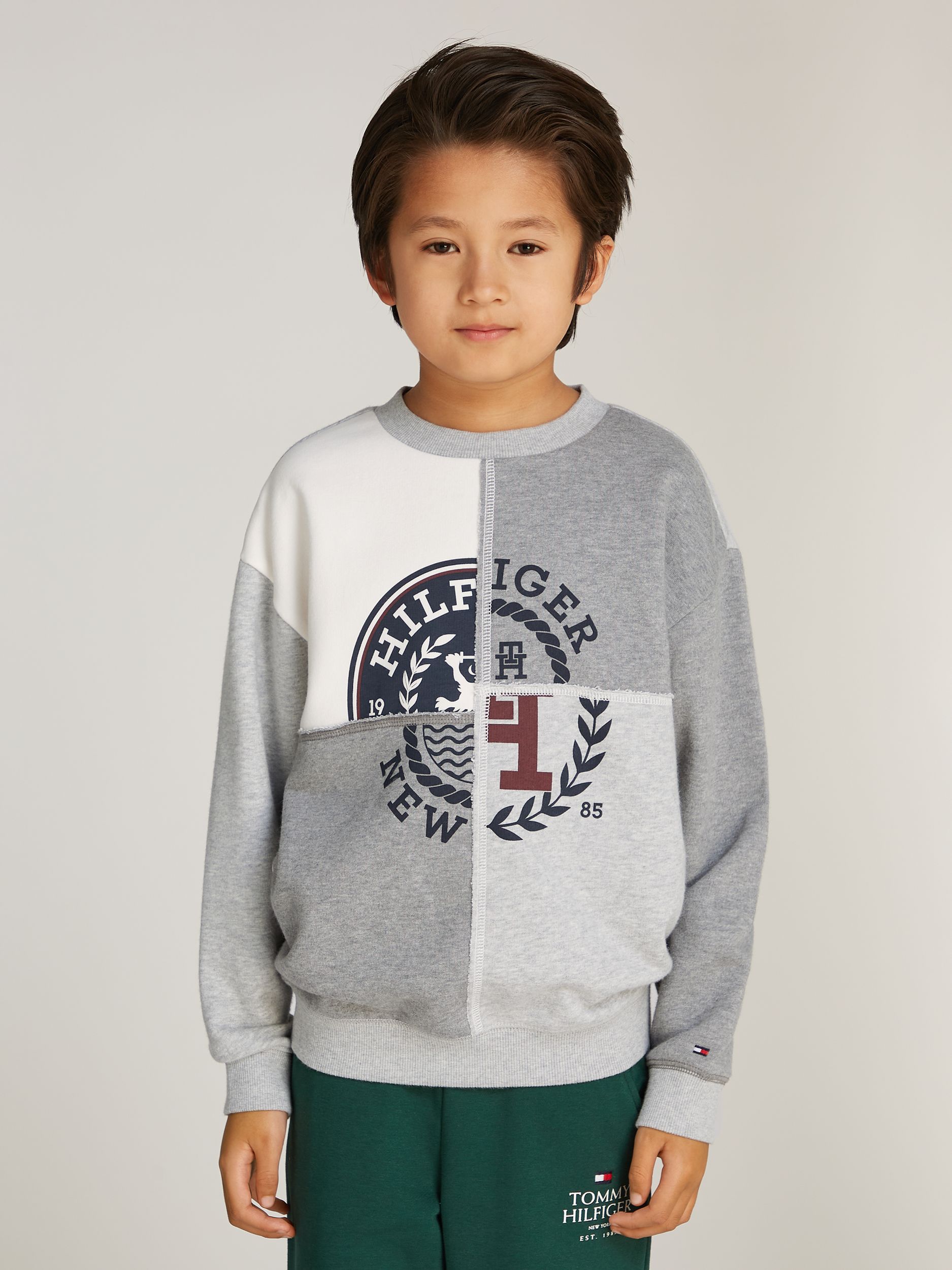 Tommy Hilfiger |  MONOTYPE SPLICED PRINTED CN | 152