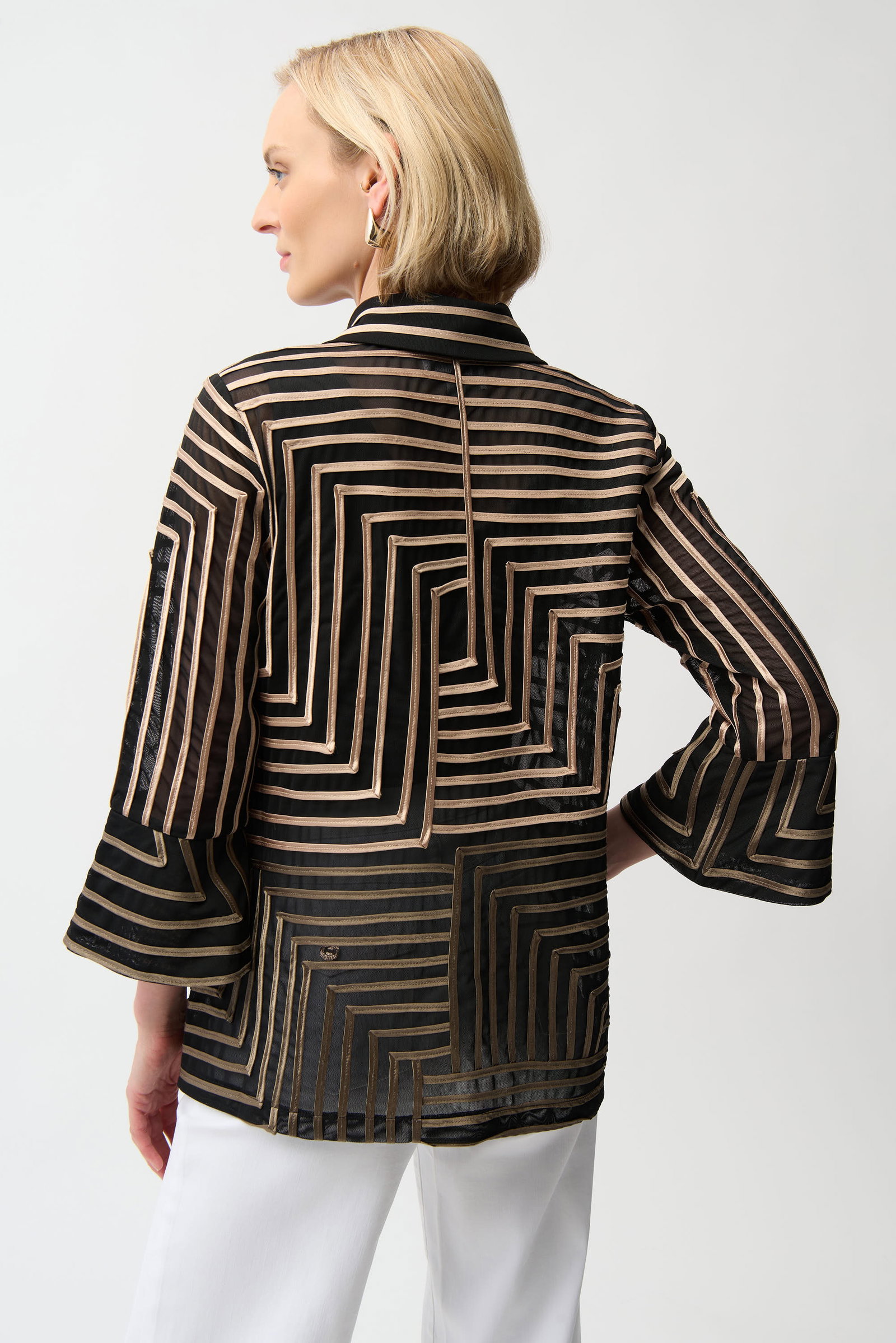 Joseph Ribkoff Jacke aus Satin und Netzstoff mit abstraktem Aufdruck und Glockenärmeln #2