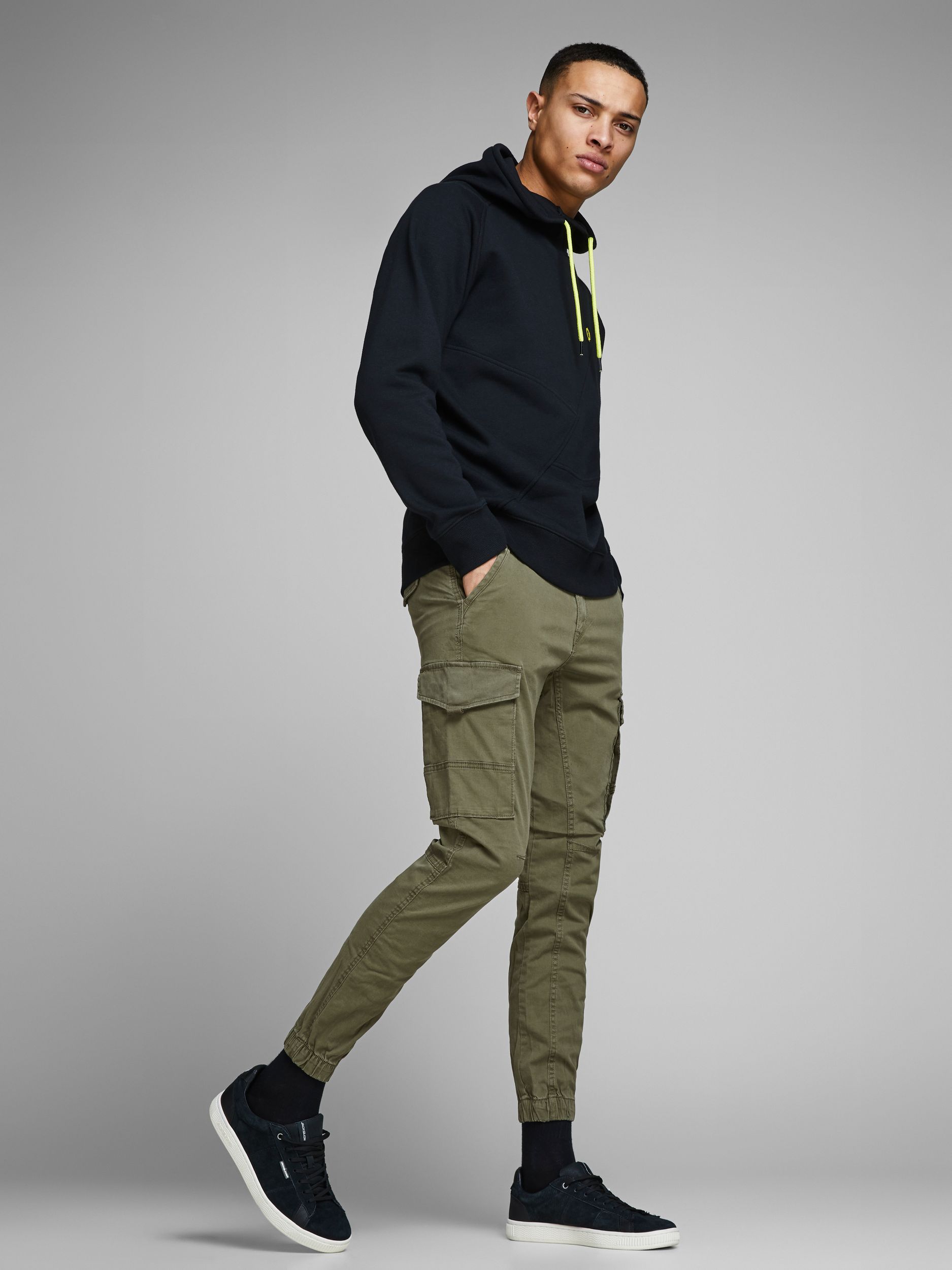 Jack&Jones |  Jack&Jones Tapered Fit Jeans  | 36/32 | olive night