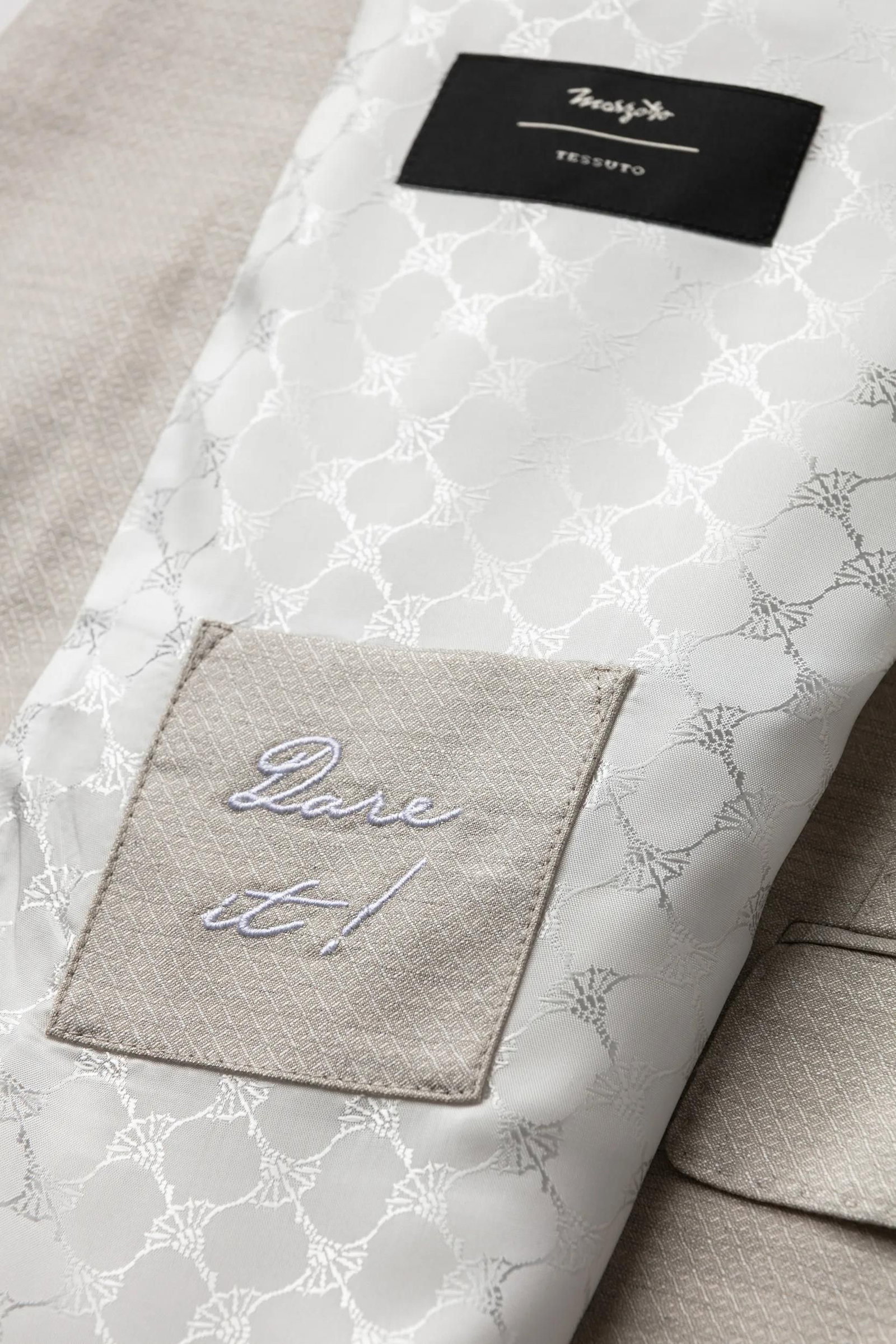 |  JB-49WeddingHerby, Open Beige 290 | 52 | open beige