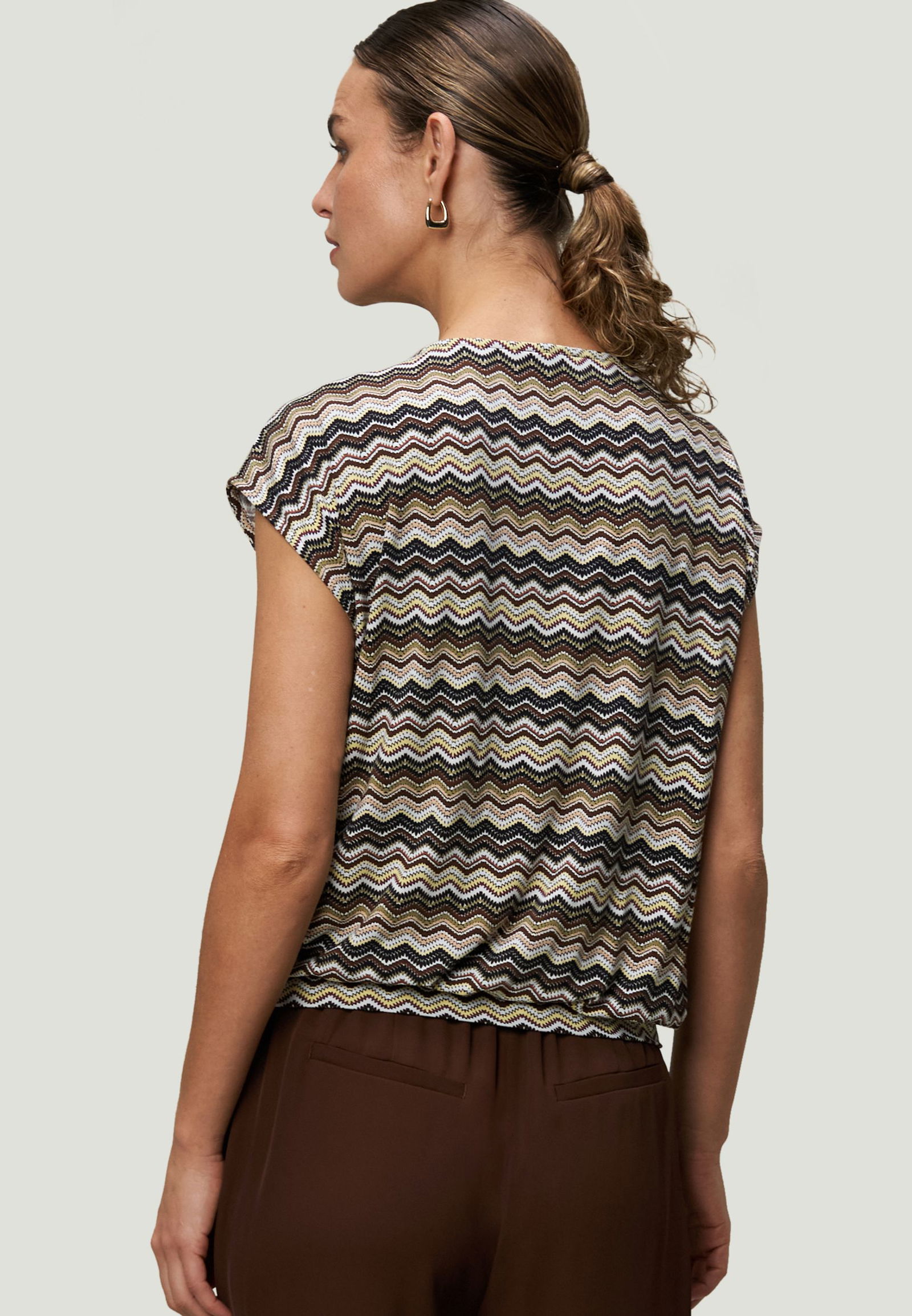 Zero |  Zero Shirt  | 40 | 1605_7898