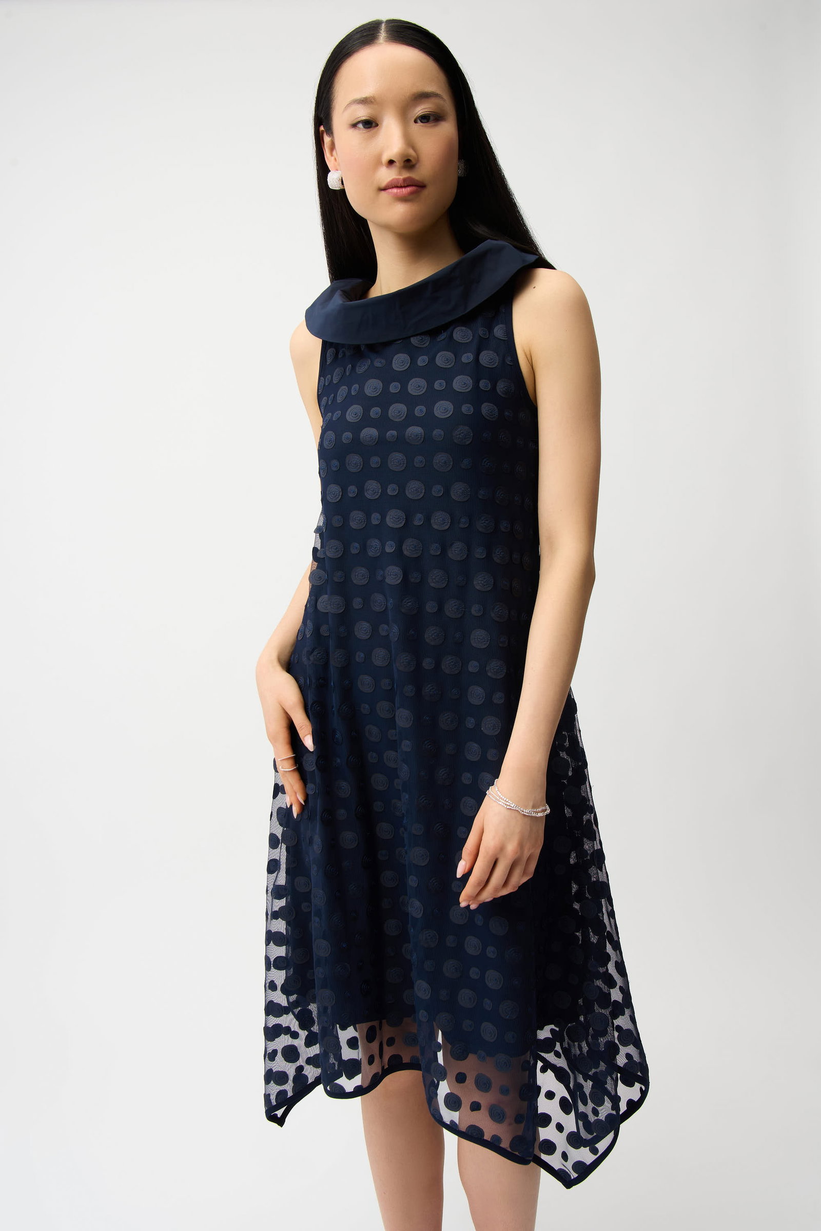 Joseph Ribkoff Mesh-Kleid mit Tupfenstruktur in Dunkelblau #1