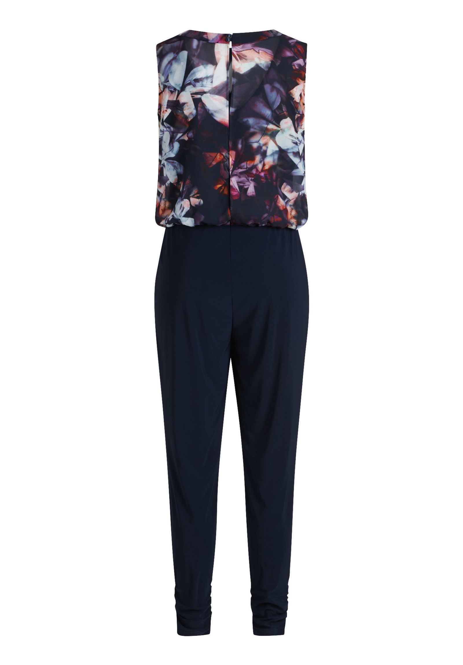 d4bb717b59e5d55ca21f55bef8ec8cde Vera Mont Overall