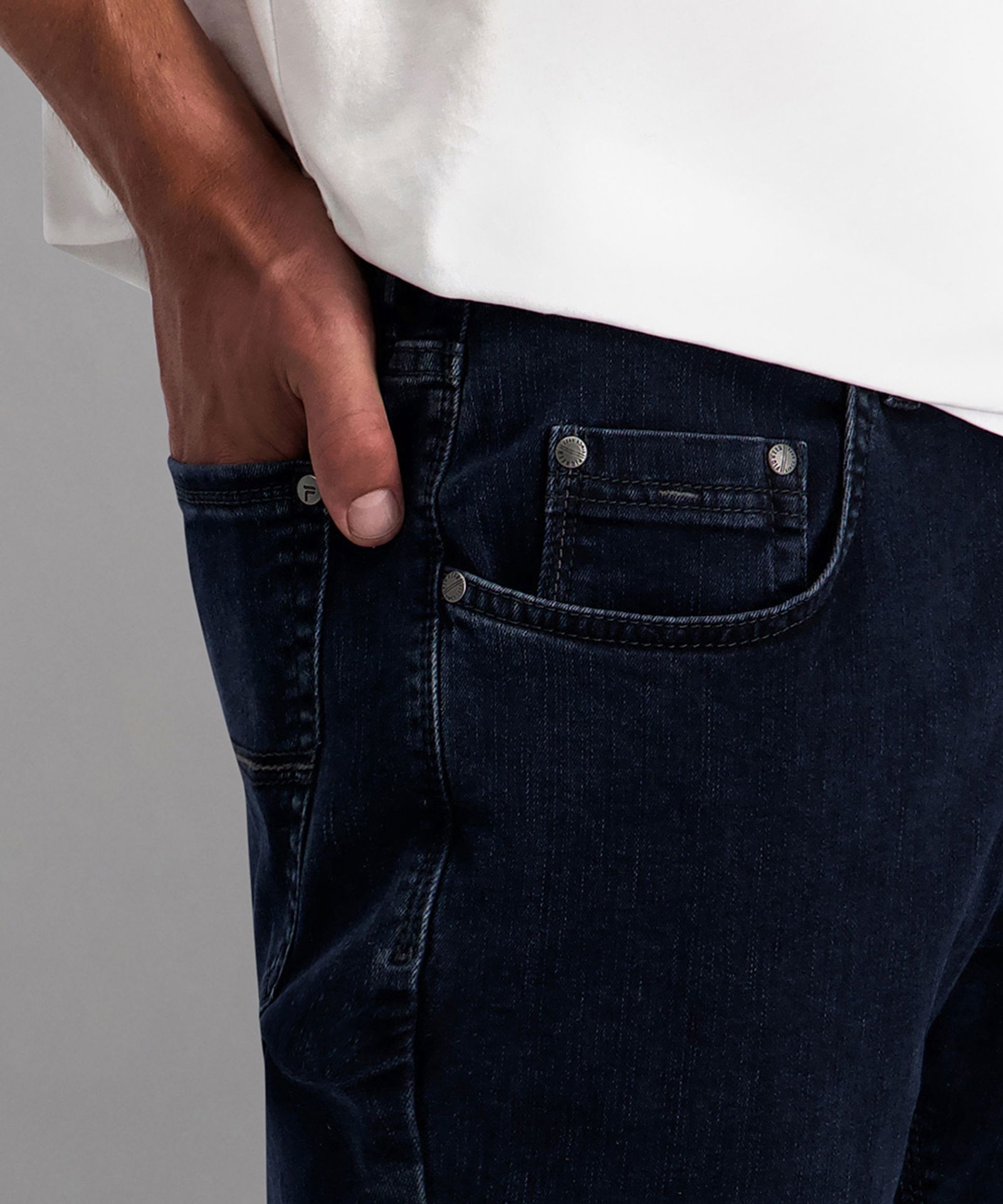 Pioneer | Pioneer 5-Pocket Jeans "Rando" | 38/36 | blue/black raw