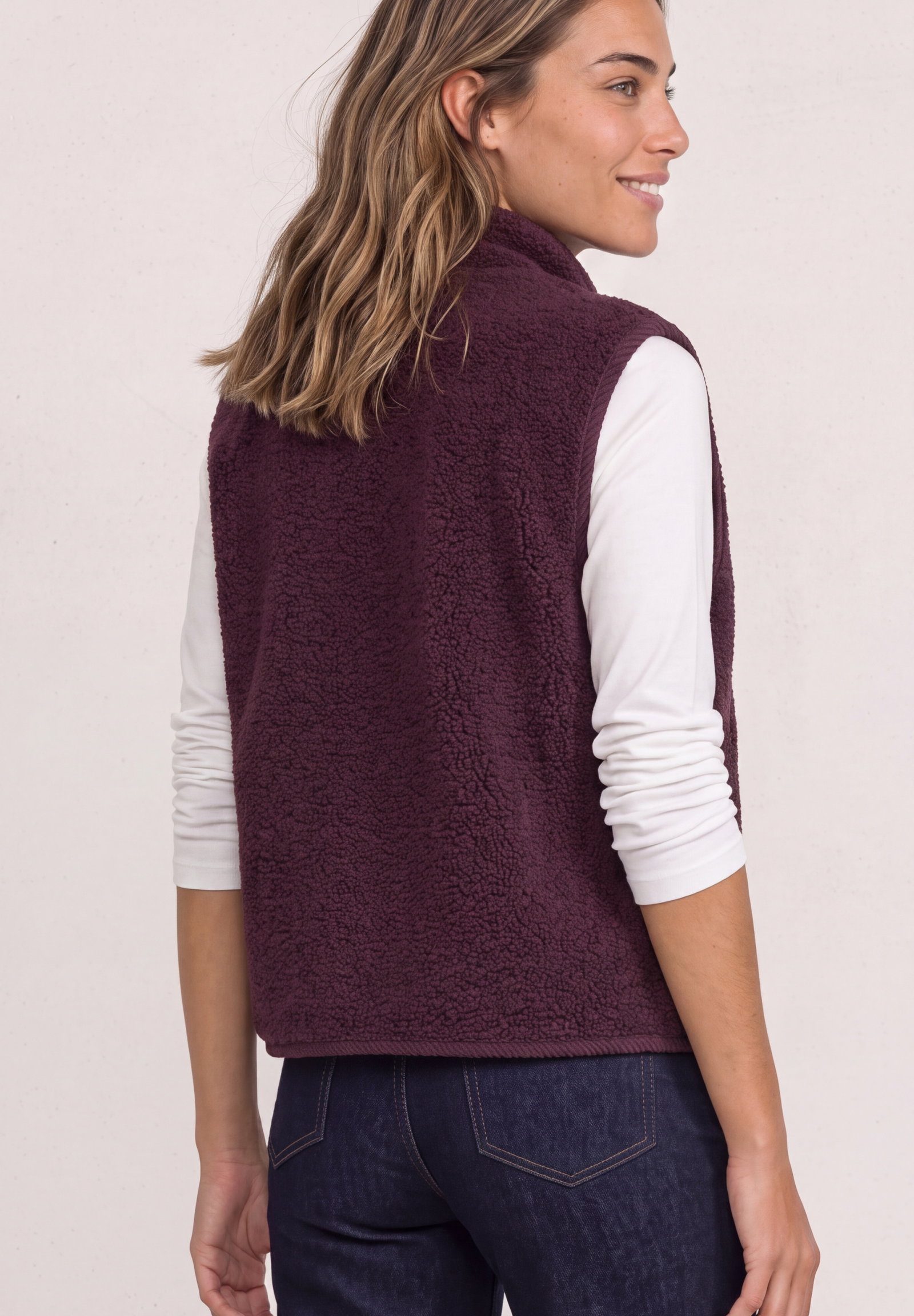 Short Teddy Vest w. Corduroy D, rustic rouge #4