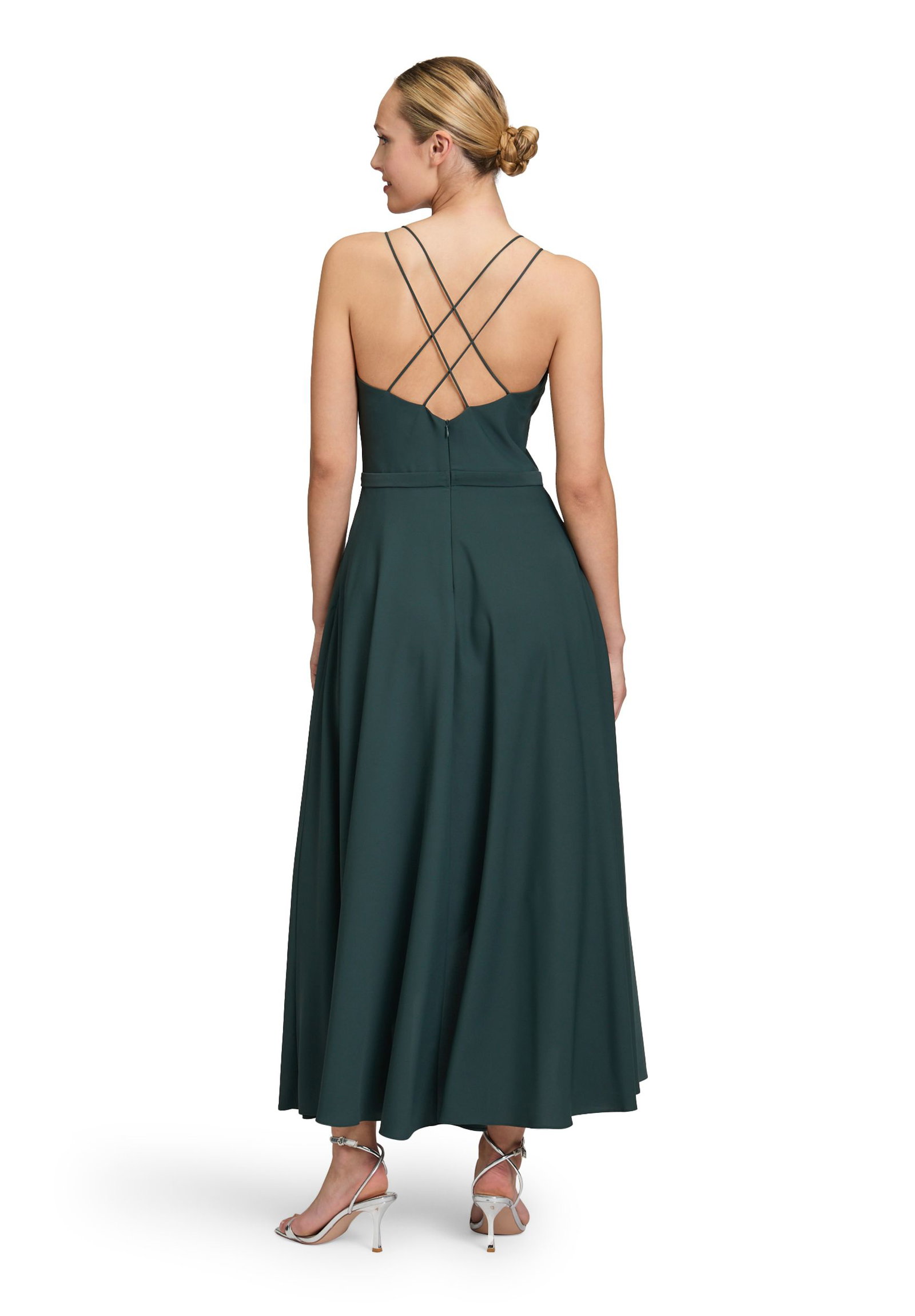 5f51b961fc0eefe5eef936536cce273d VM by Vera Mont | Vera Mont Abendkleid mit Volant | 42