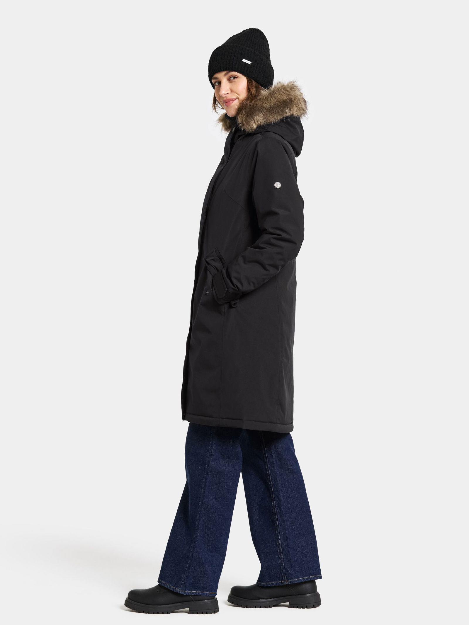  | Da. Parka | 48 | black