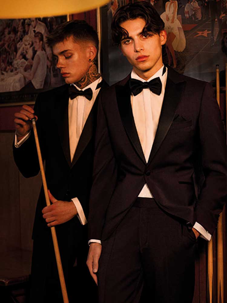 smokings-herrensmokings-herrenanzuege-smokinganzuege-modehausheinze-waldeckfrankenberg Herren Cocktail und Partymode Mann im Anzug