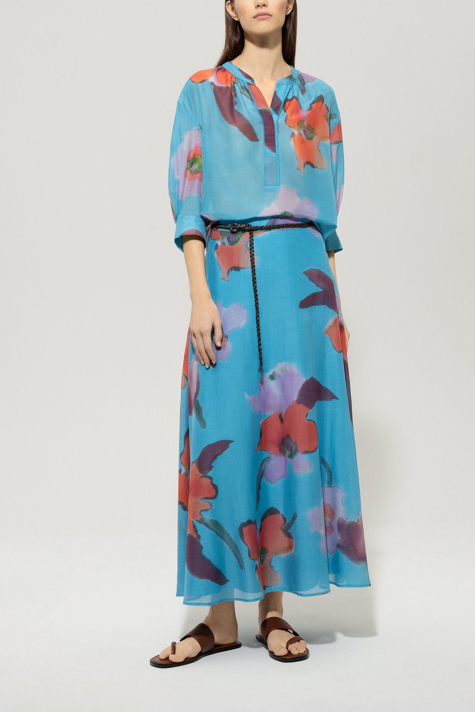 b5b5b6563c1ec82ef311479f9ce88f39 | Rock, the hibiscus flower print | 40 | 1952_2519