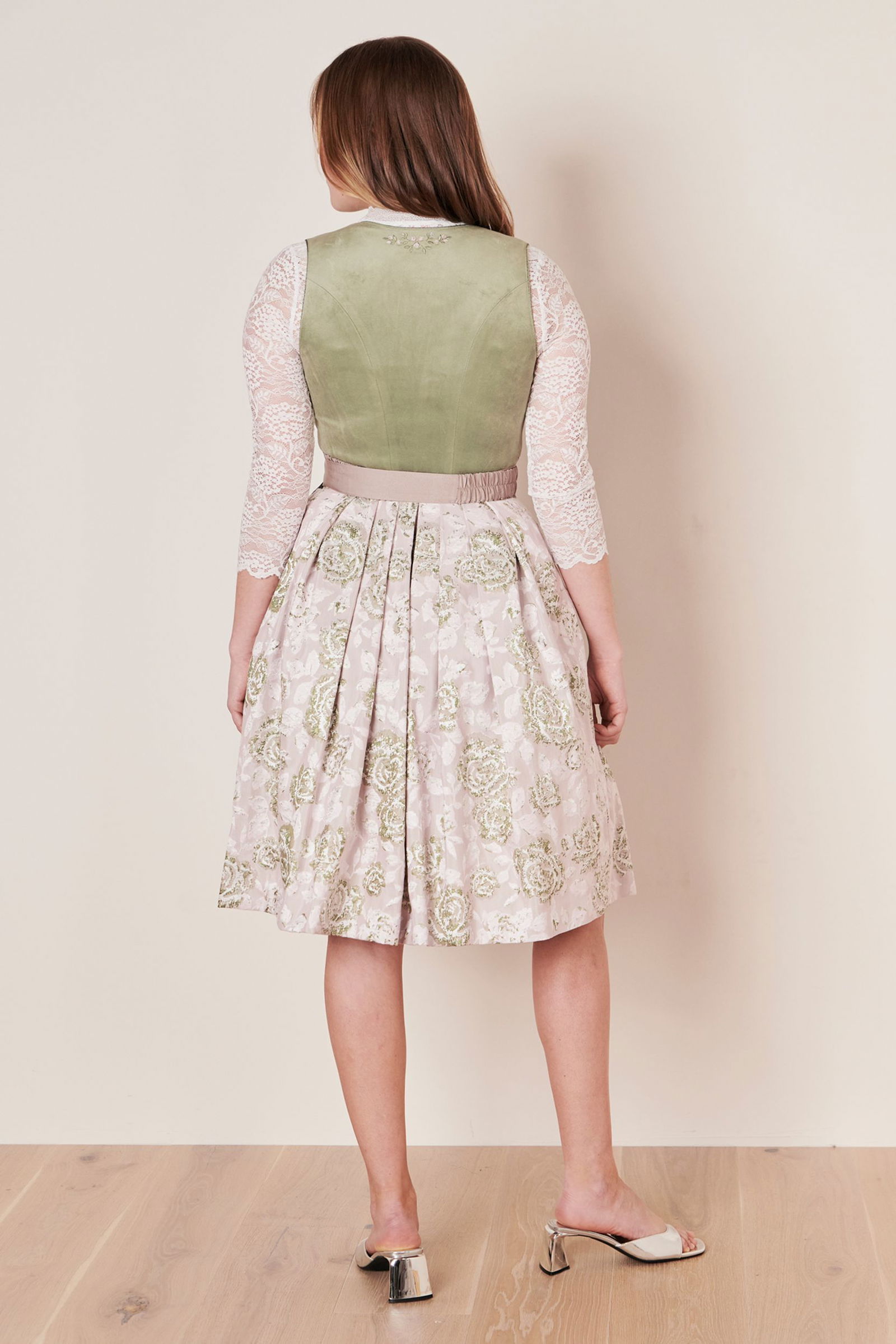 f8162d44ada8f500d77e9130082336fb | Dirndl kurz | 34