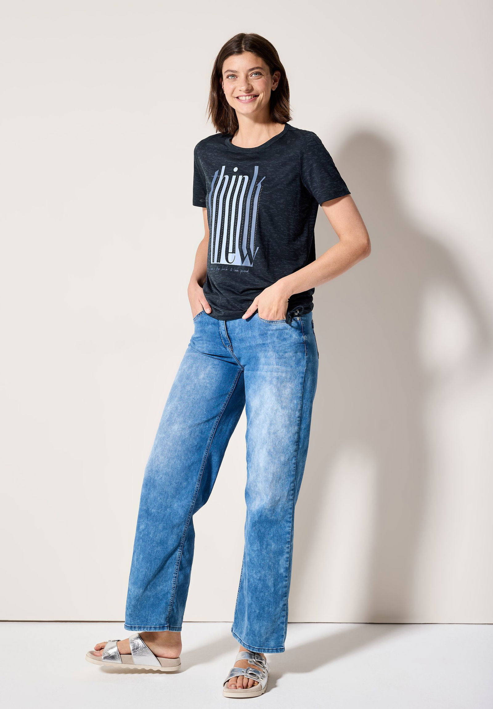  |  Ausbrenner-Shirt mit Wording | XL | universal blue