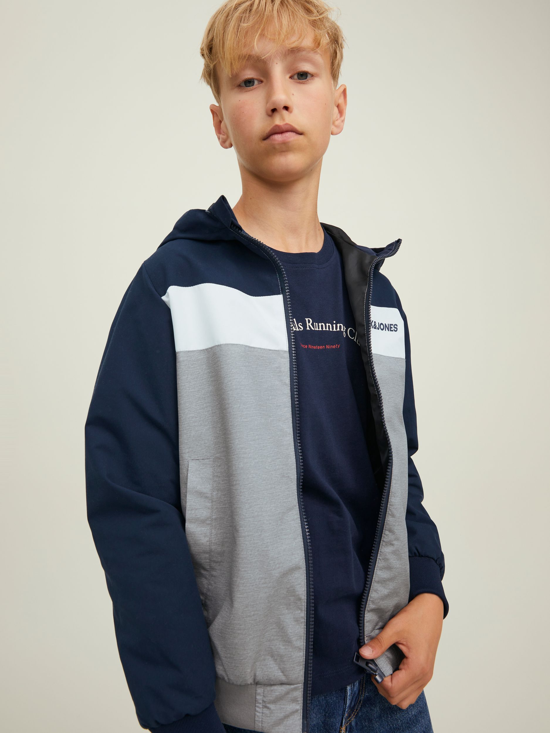 Jack&Jones |  JJERUSH BLOCKING HOOD BOMBER NOOS JNR | 140 | navy blazer