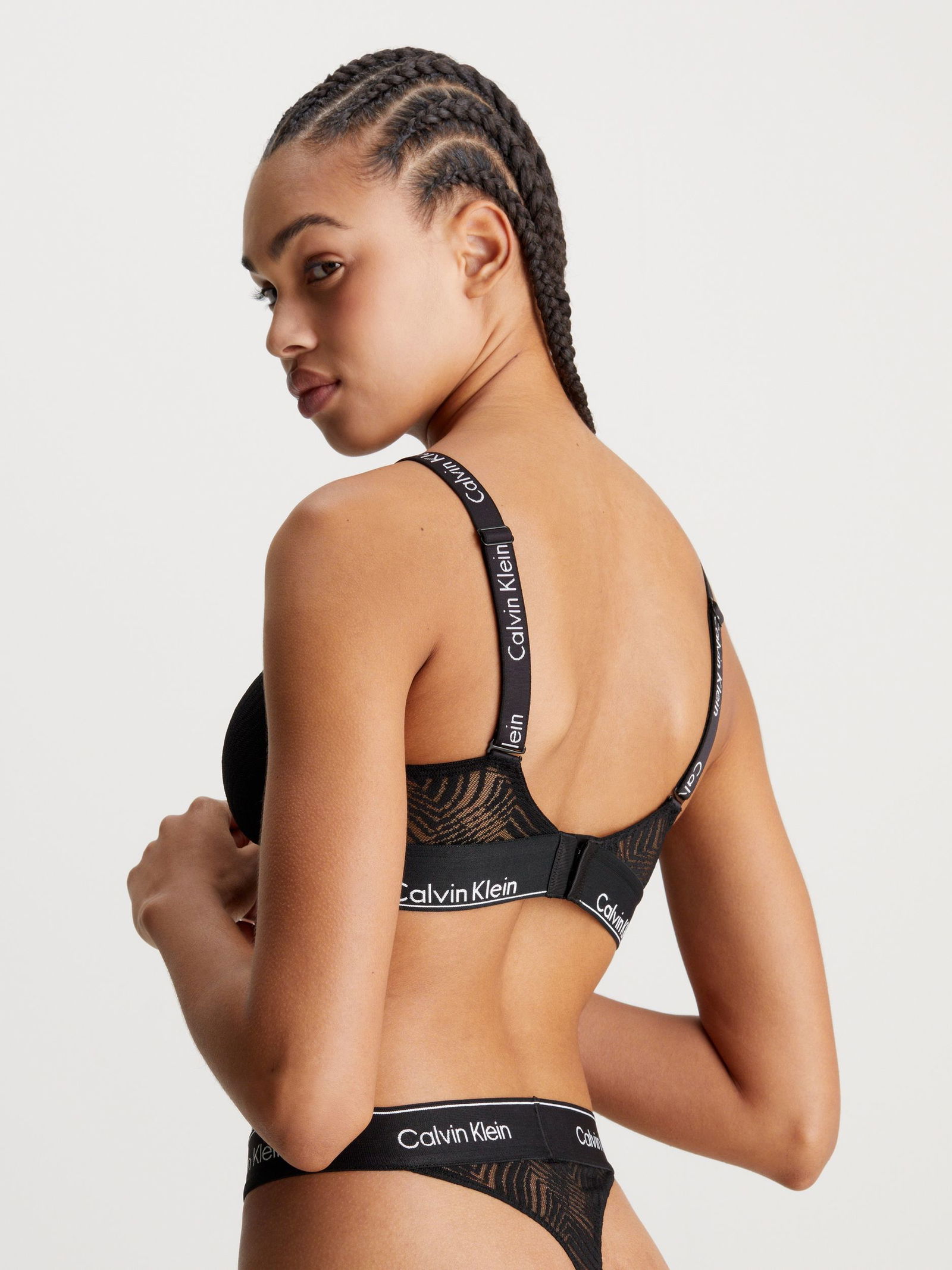 7902529f18a0661b8fec07cf96bd2ad8 Calvin Klein Geformtes Spitzen-Bralette
