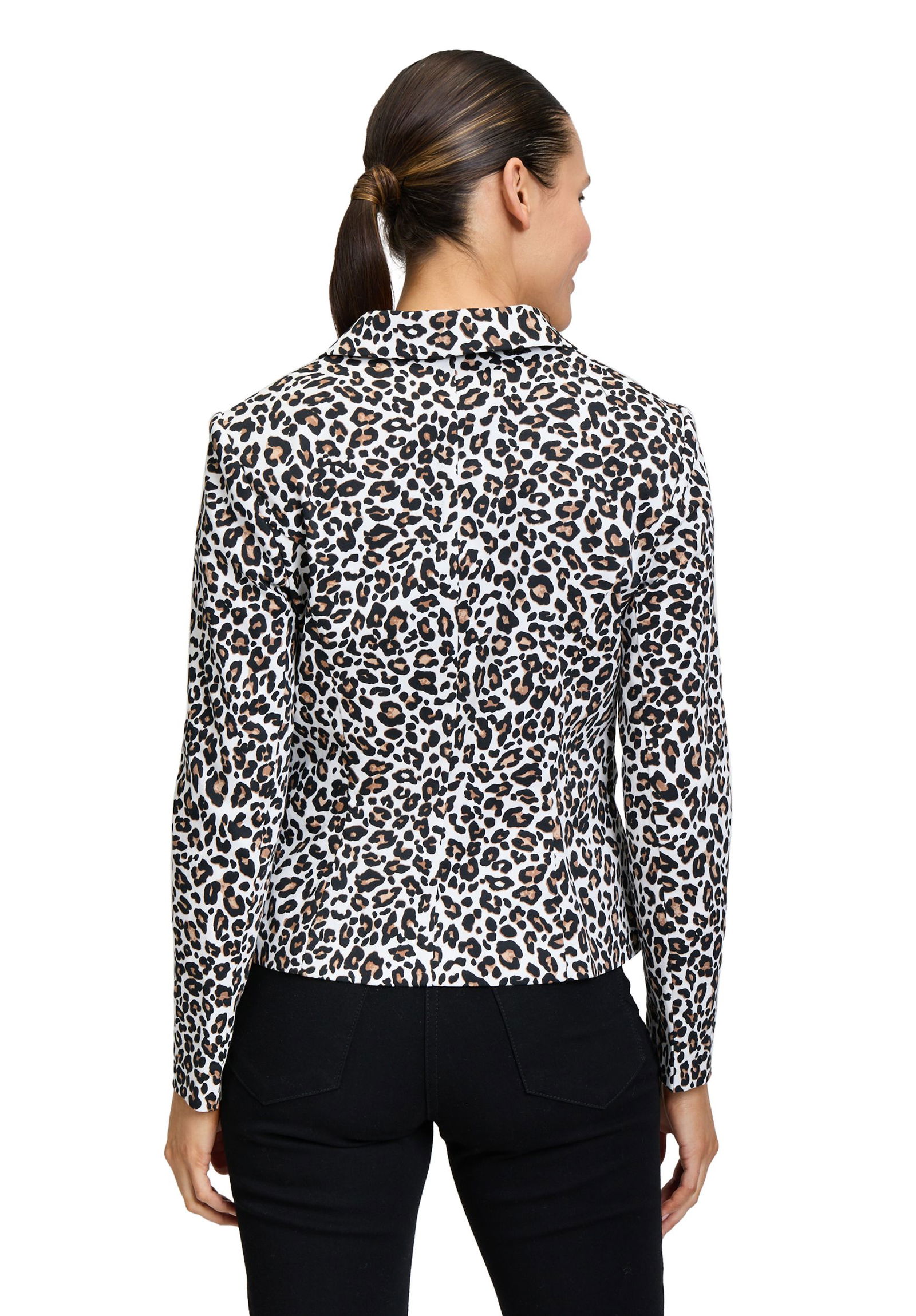 8e3945ba830a91618d5372aa8b0f71f6 Betty Barclay |  Betty Barclay Kurzblazer  | 40 | weiß/schwarz