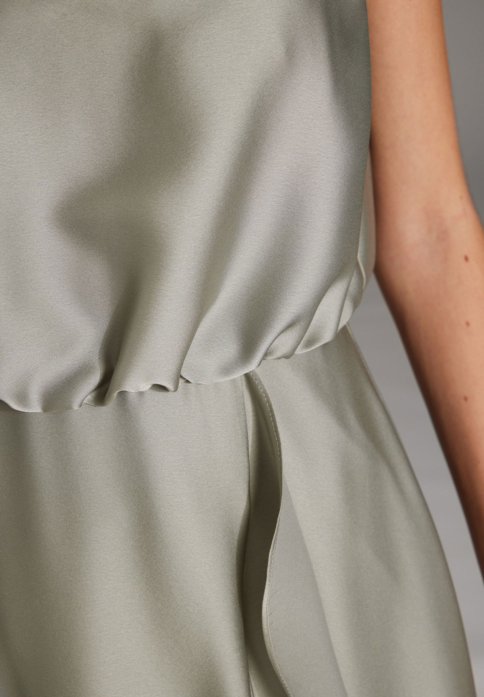 69bc9283a21bd422f492ff2e71d233de SWING Kurzes Kleid