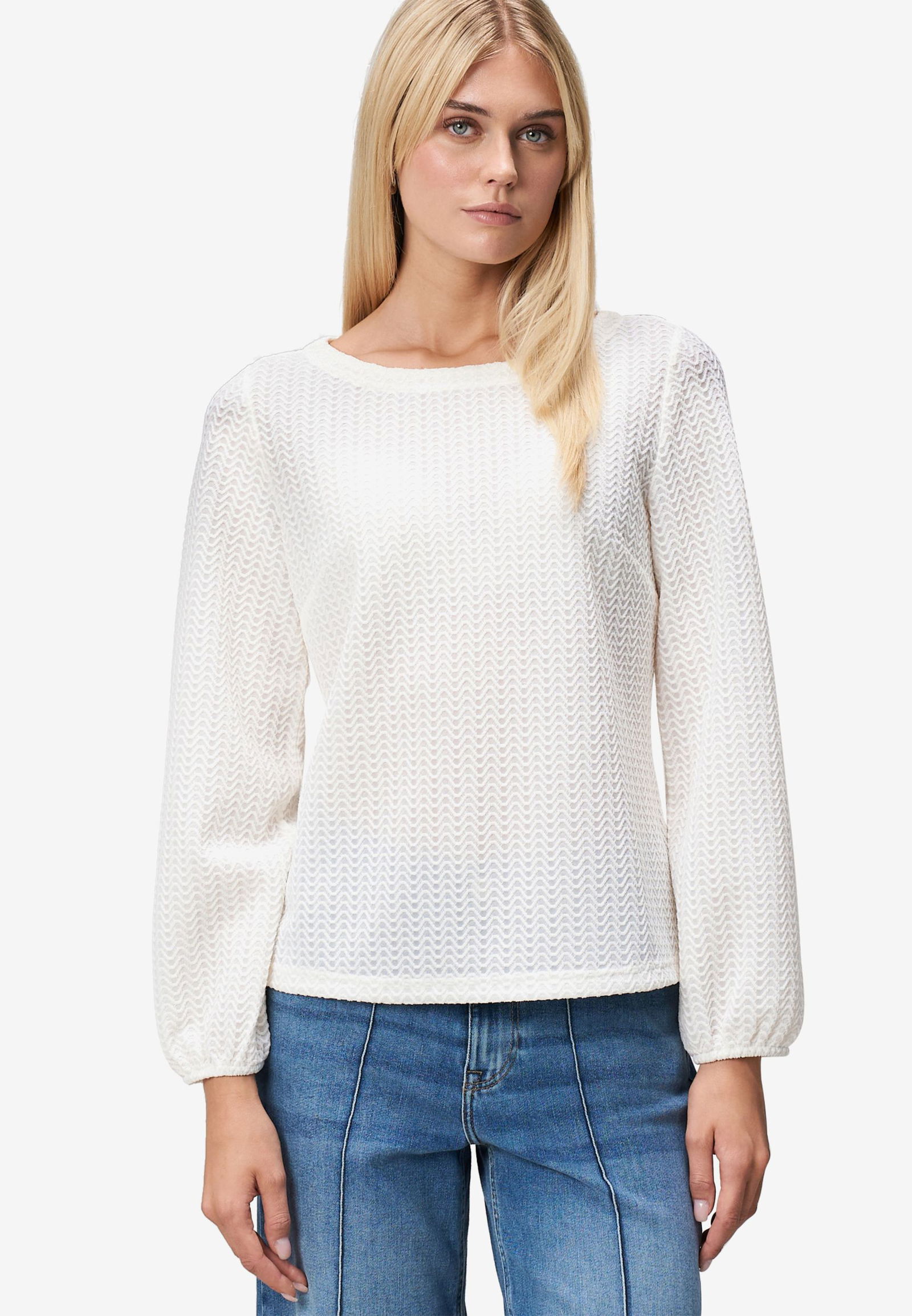 Zero |  Zero Shirt  | 42 | eggnog