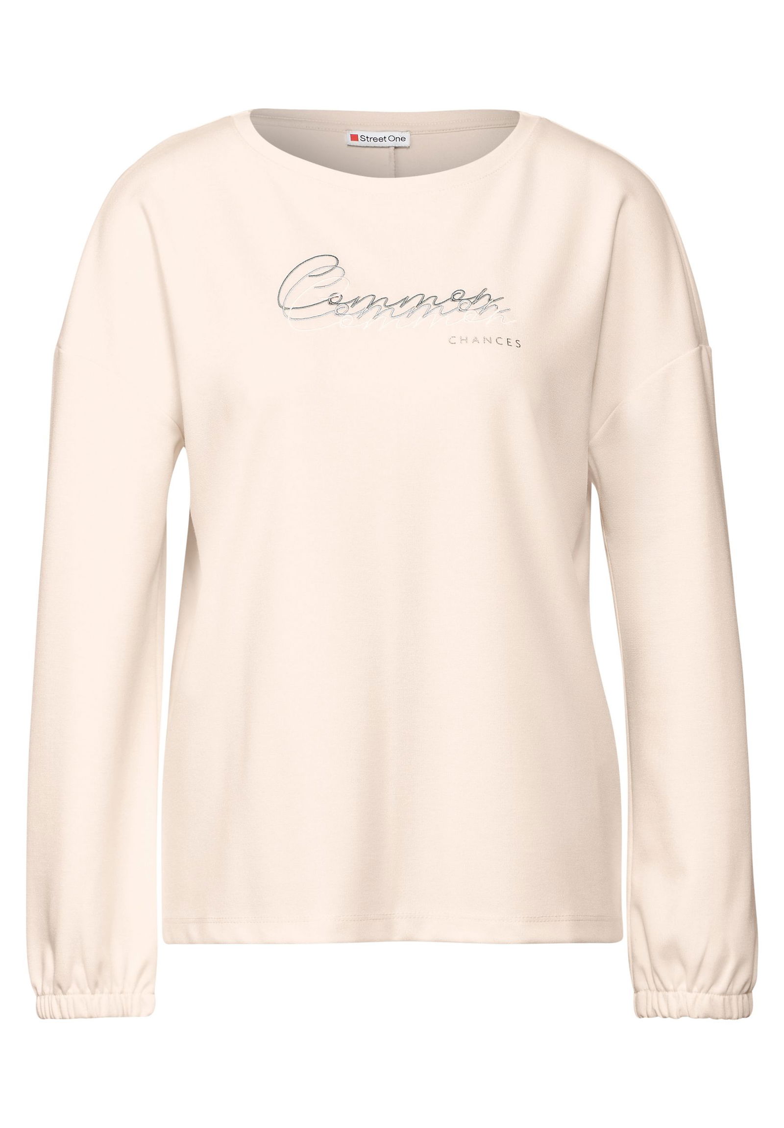 174b137f22bc721b2bae4461b53726f9  |  Shirt mit Stickerei | 38 | lucid white