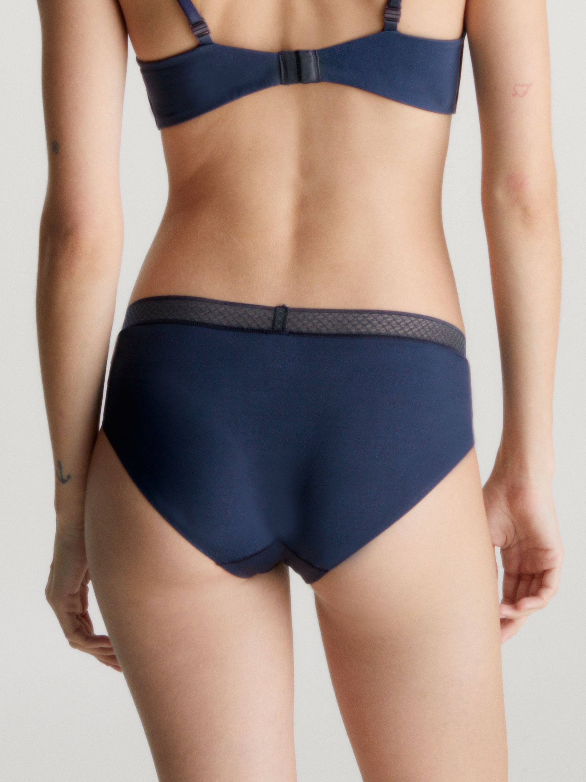 Calvin Klein Slip  "Seductive Comfort"