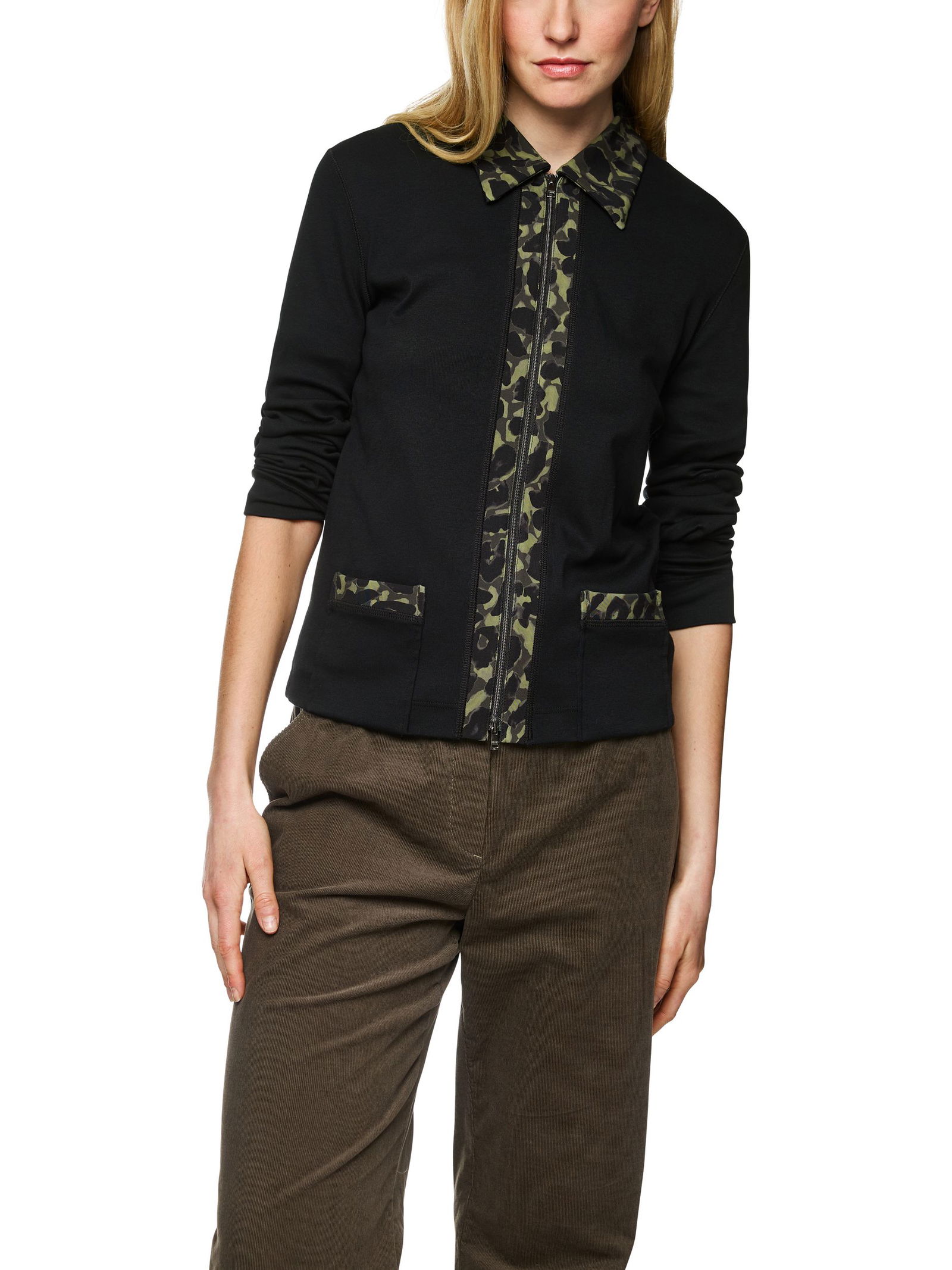 c8c3d5b27a1480b1dd17ecc64a7fc43b |  Jacke, black | 38 | black