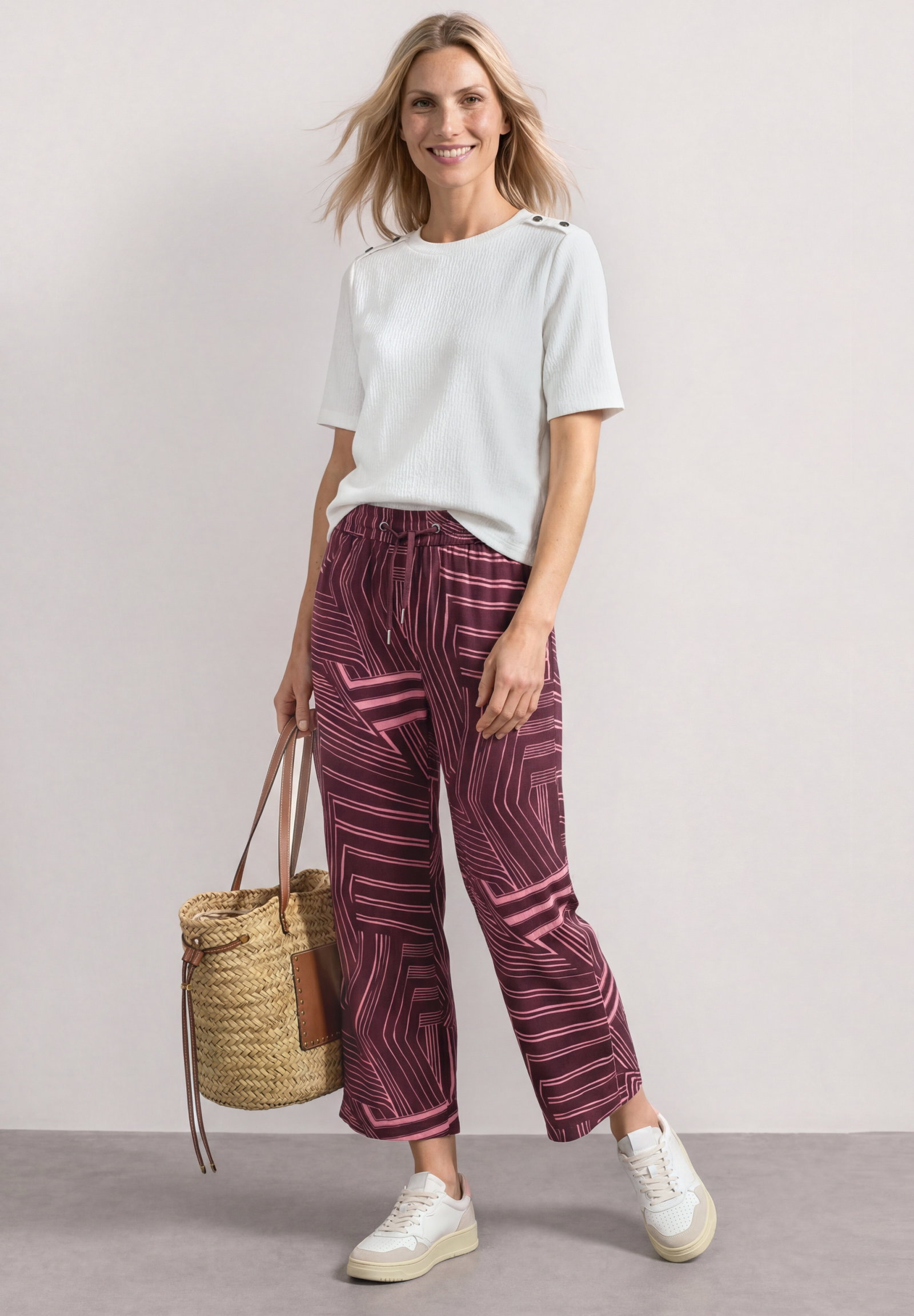 Style LTD QR Emee HW AOP, blush berry #5