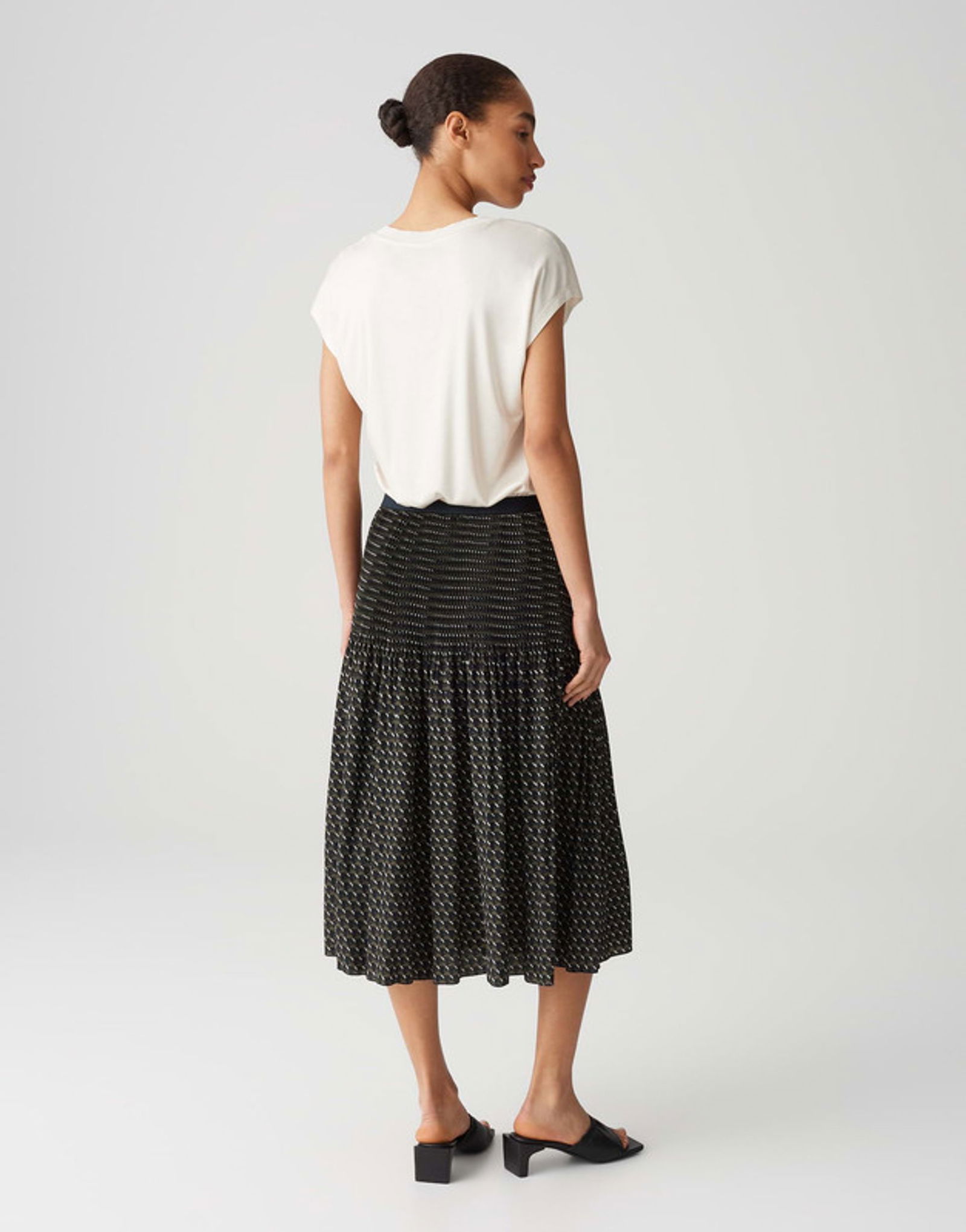 Opus |  Ribane london | 40 | coal blue
